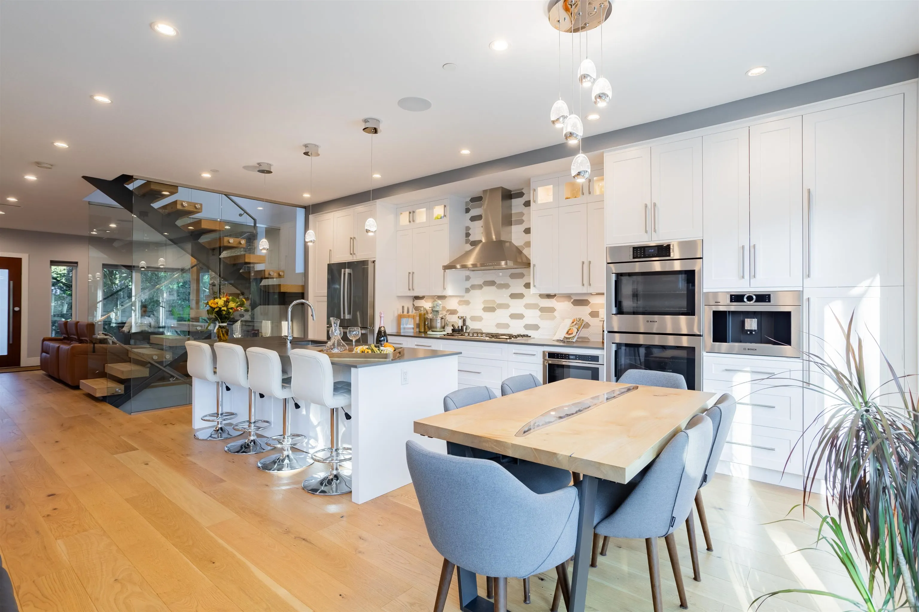 426 W 17th Avenue