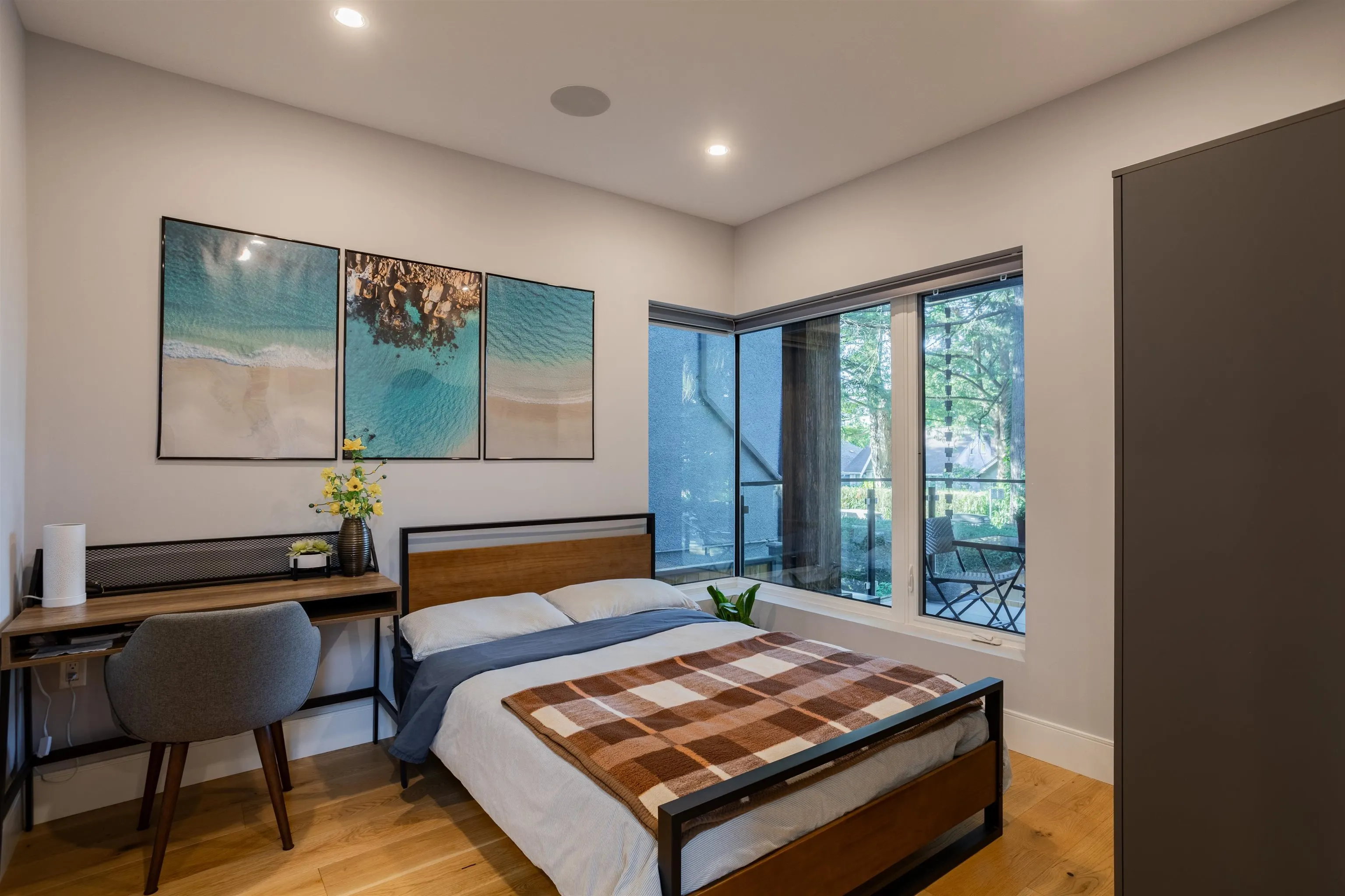426 W 17th Avenue