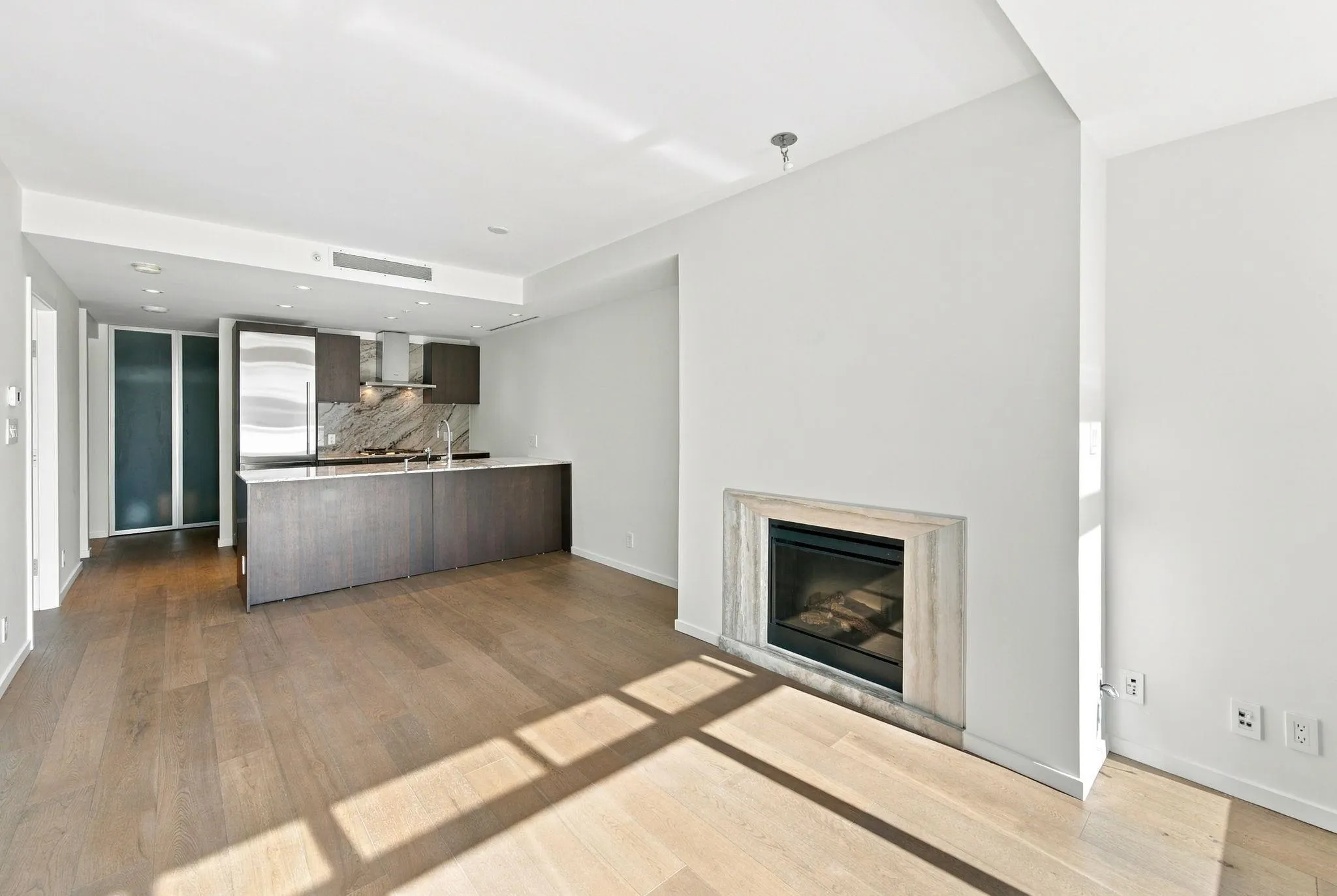 1011 W Cordova Street #2506