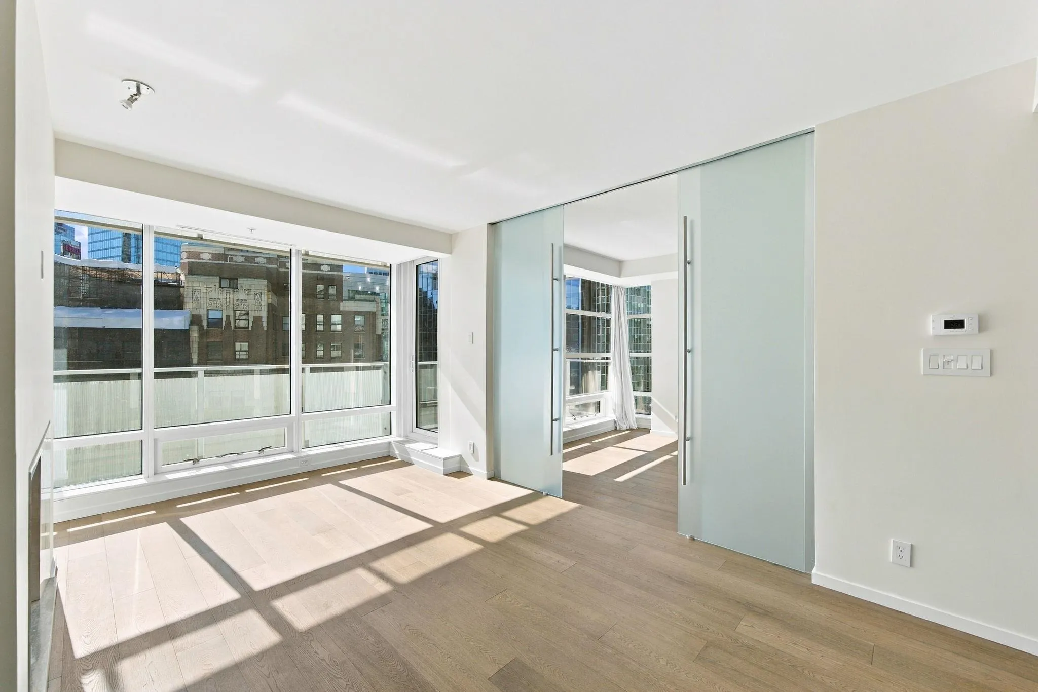 1011 W Cordova Street #2506