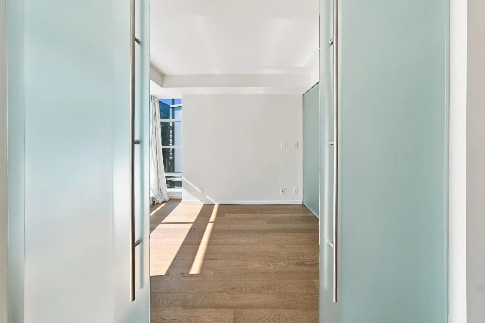 1011 W Cordova Street #2506