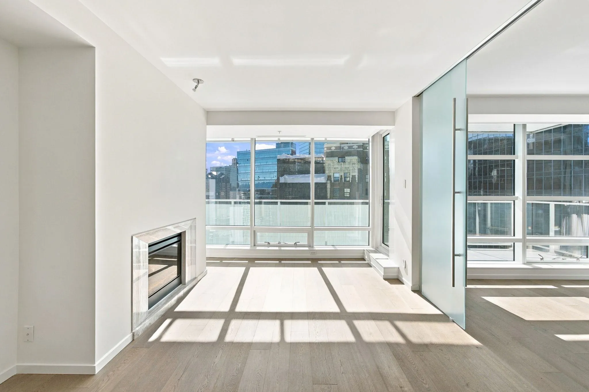 1011 W Cordova Street #2506