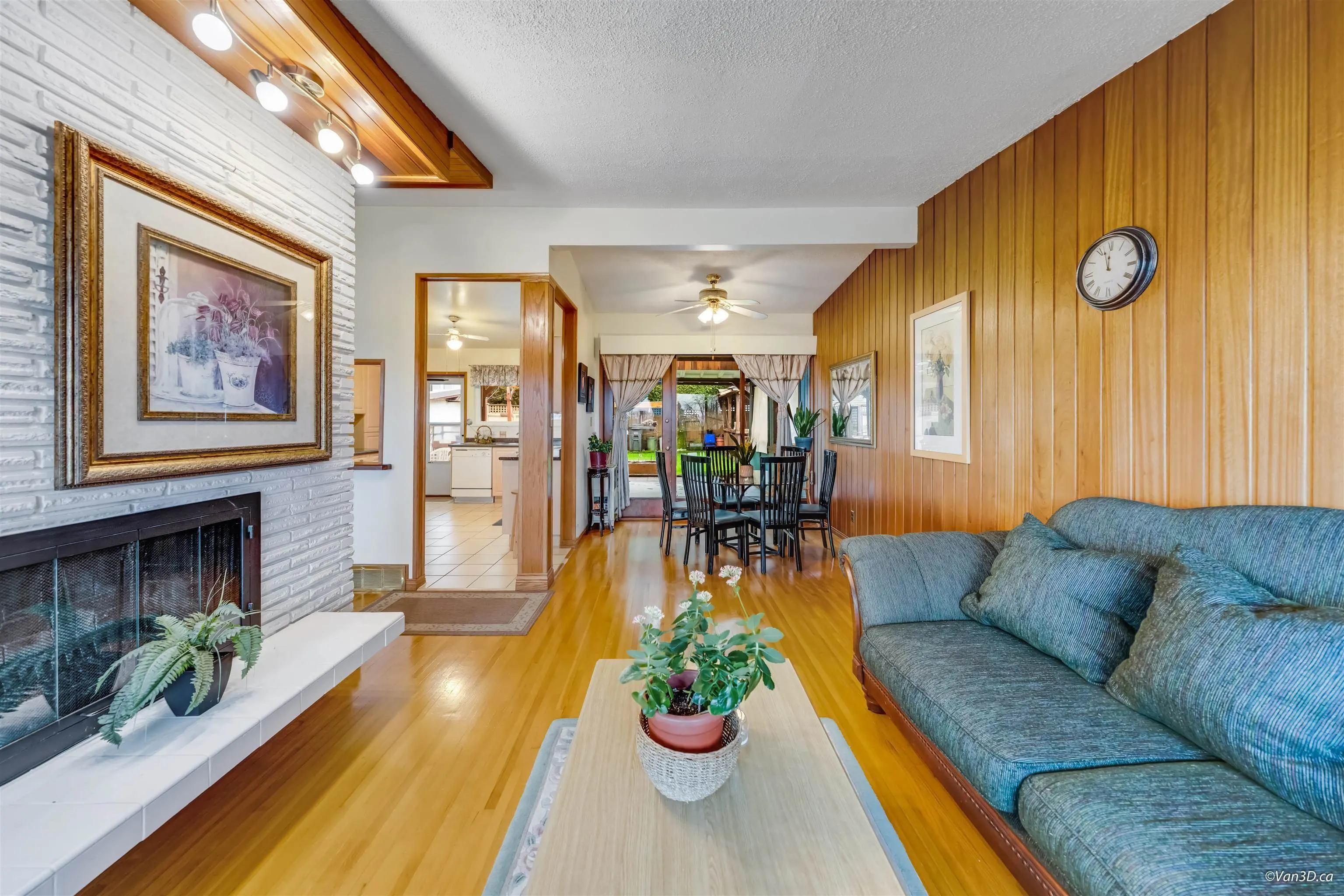 4646 Charlotte Court