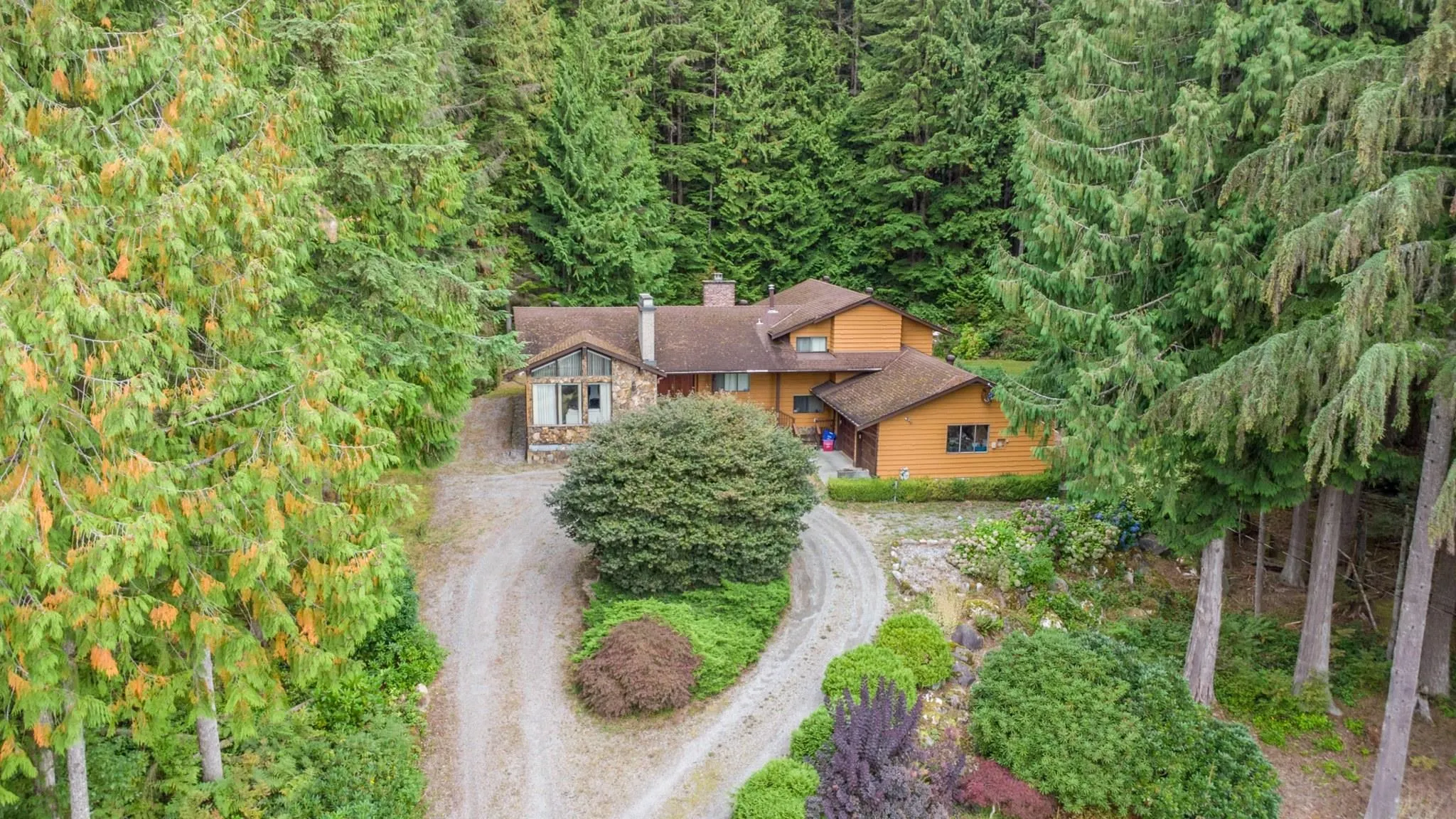 27573 Sayers Crescent
