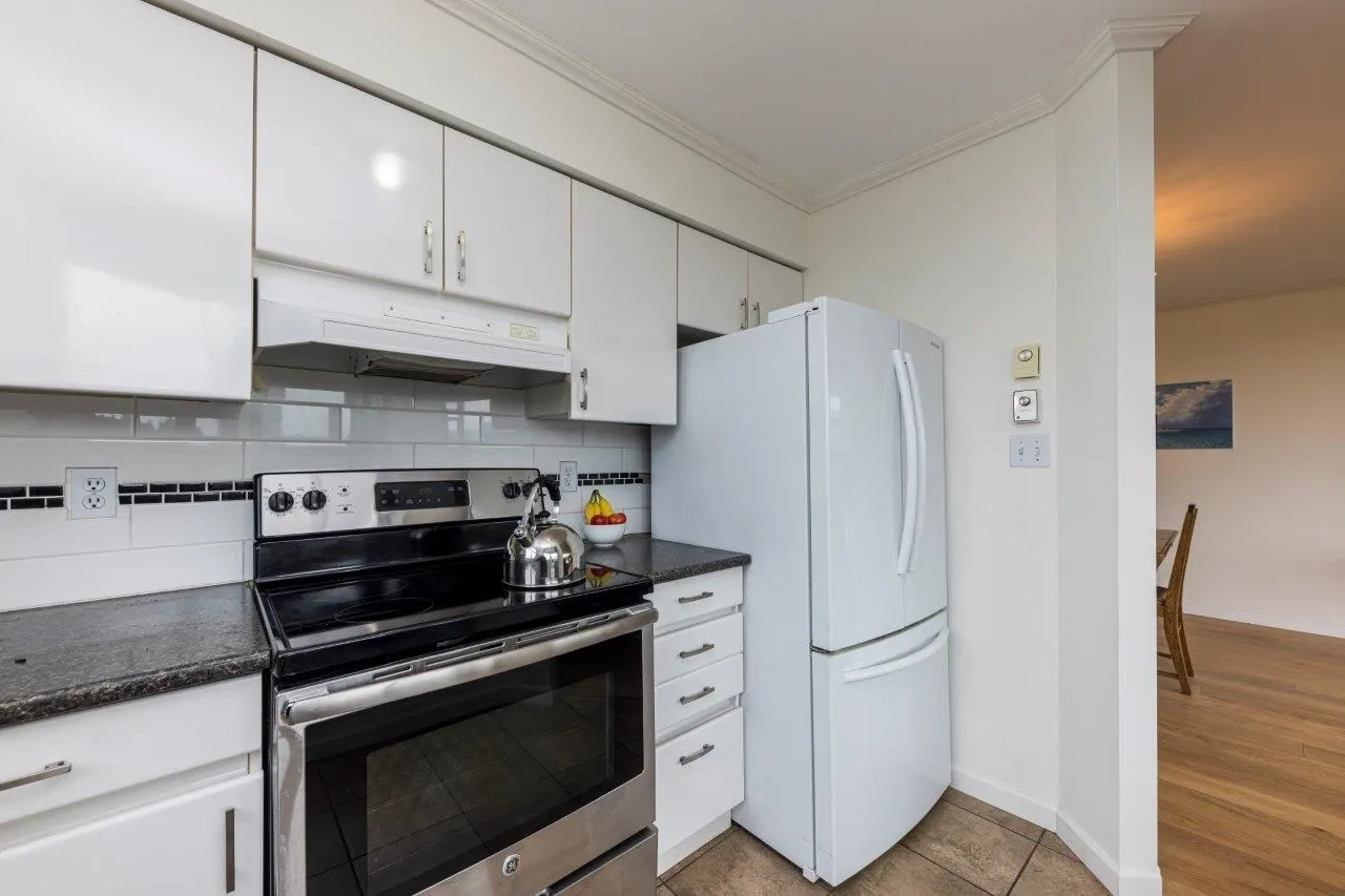 1327 E Keith Road #1213