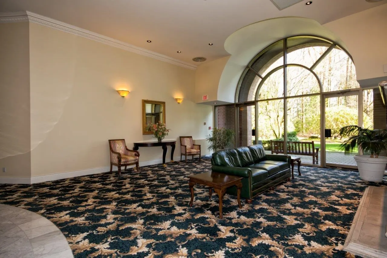 1327 E Keith Road #1213