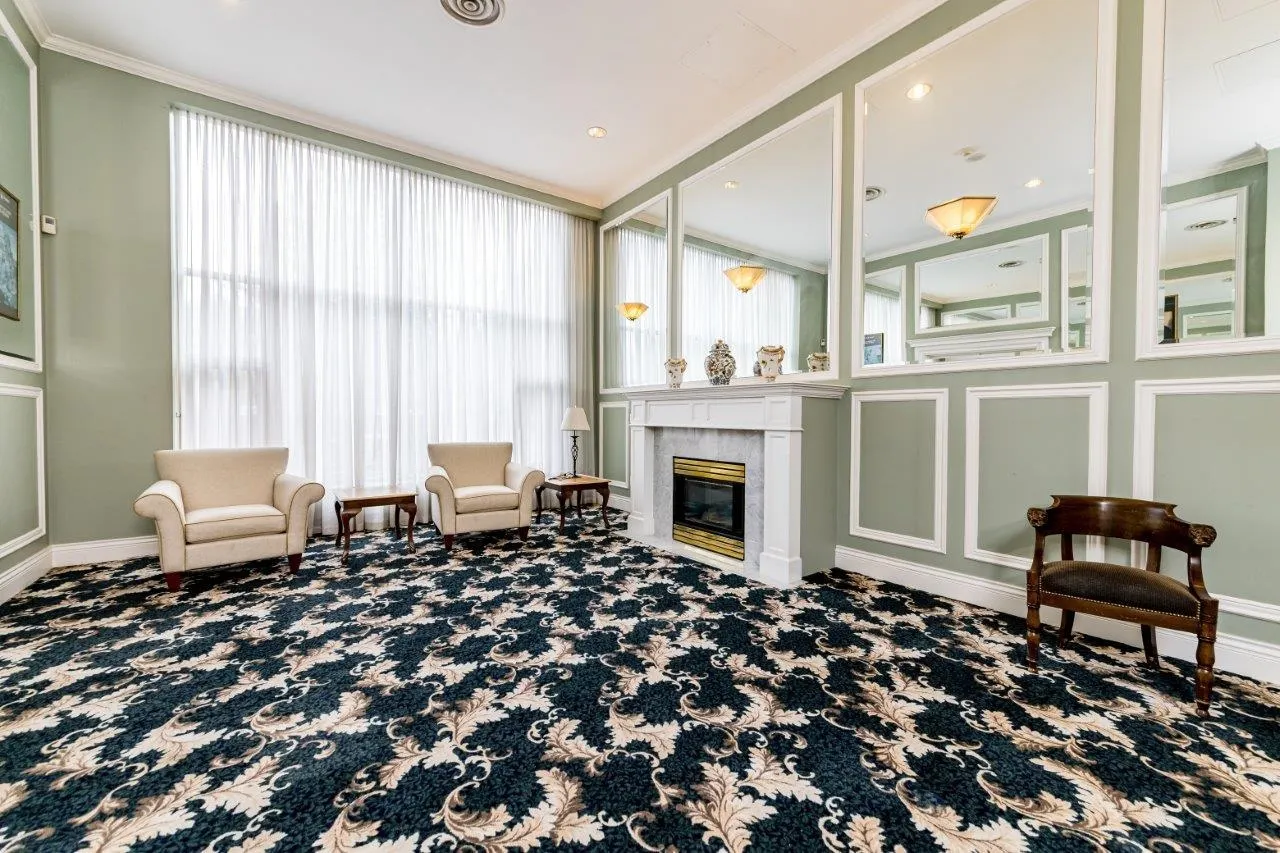 1327 E Keith Road #1213