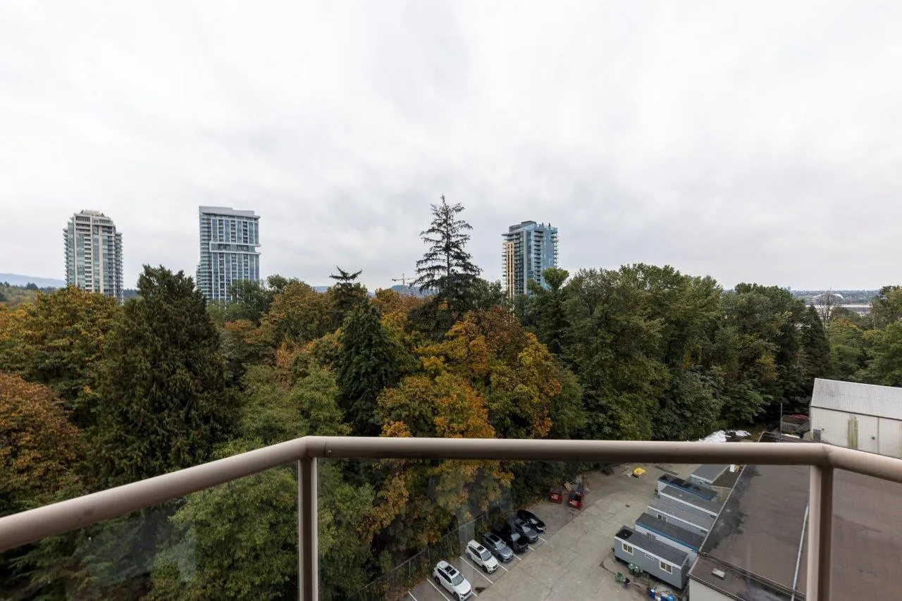 1327 E Keith Road #1213