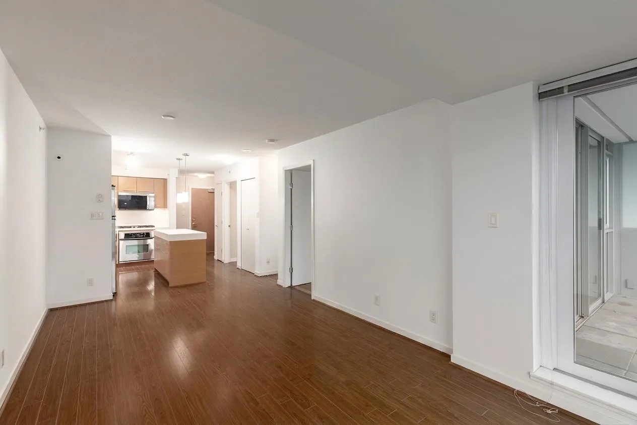 2770 Sophia Street #408