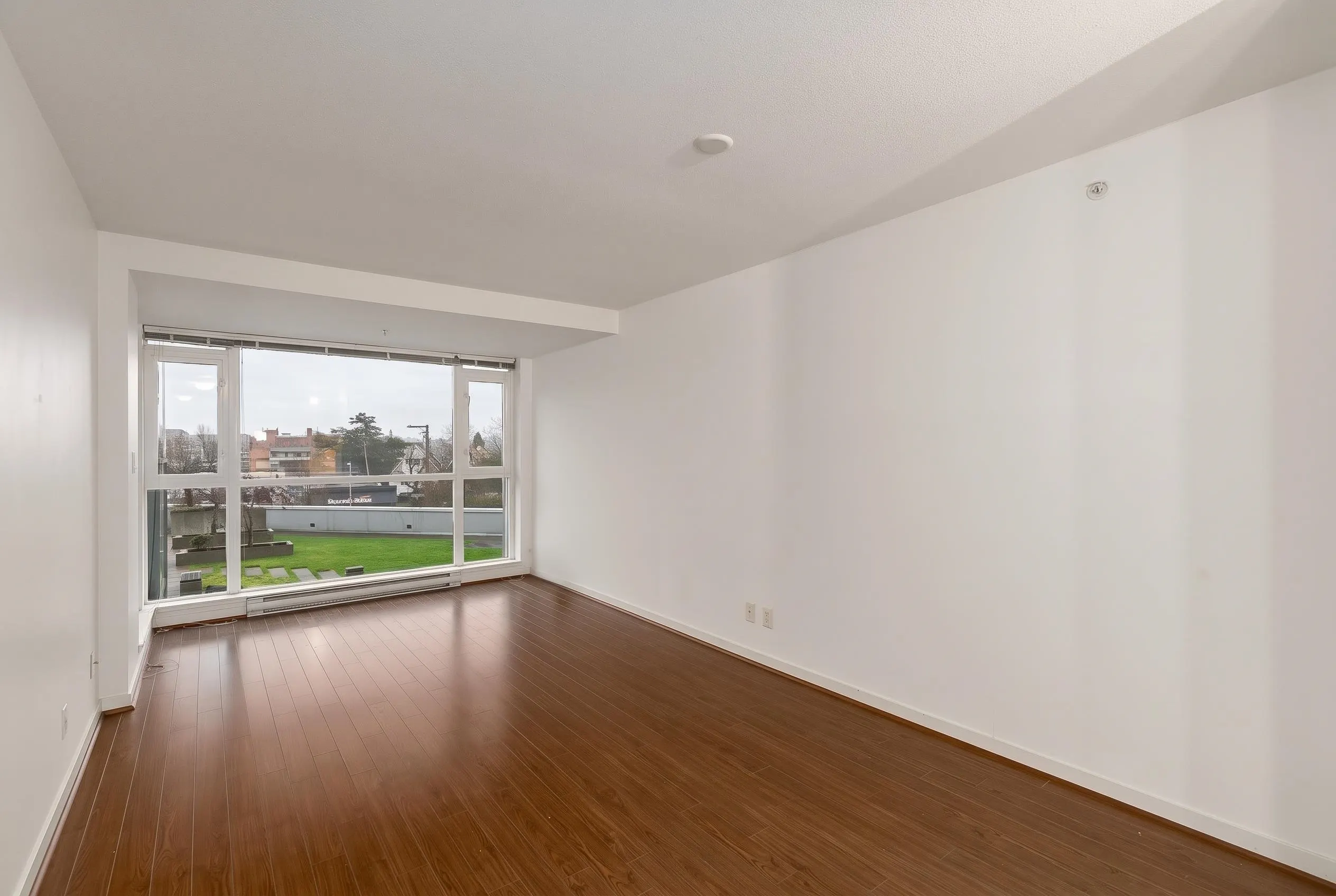 2770 Sophia Street #408
