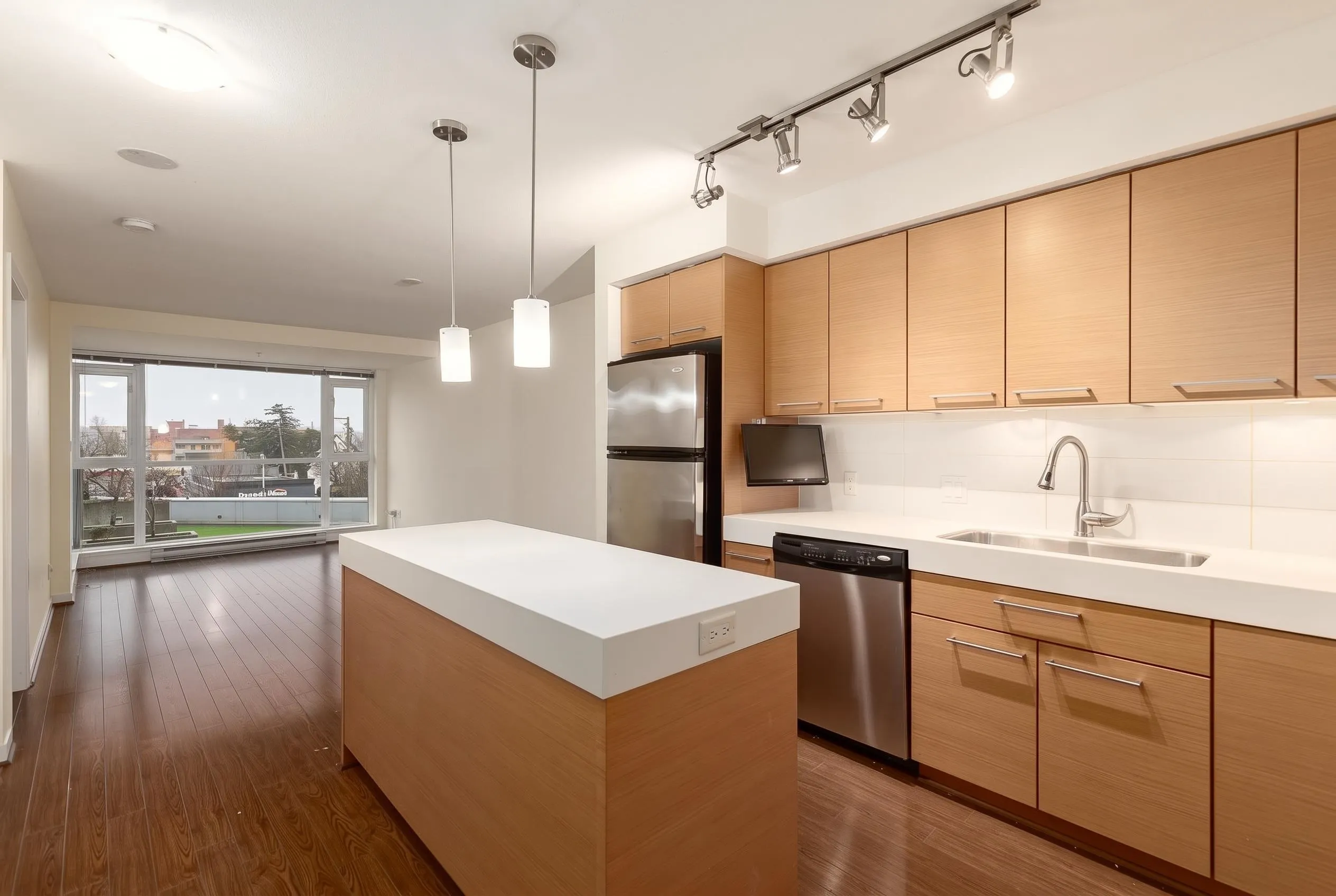 2770 Sophia Street #408