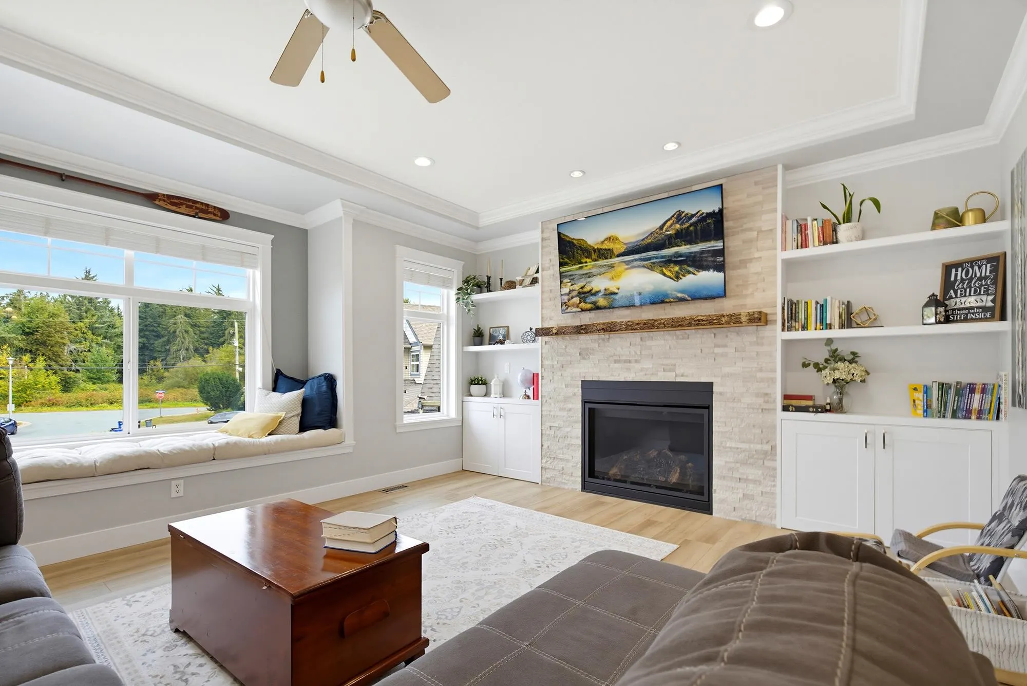 8708 Parker Court