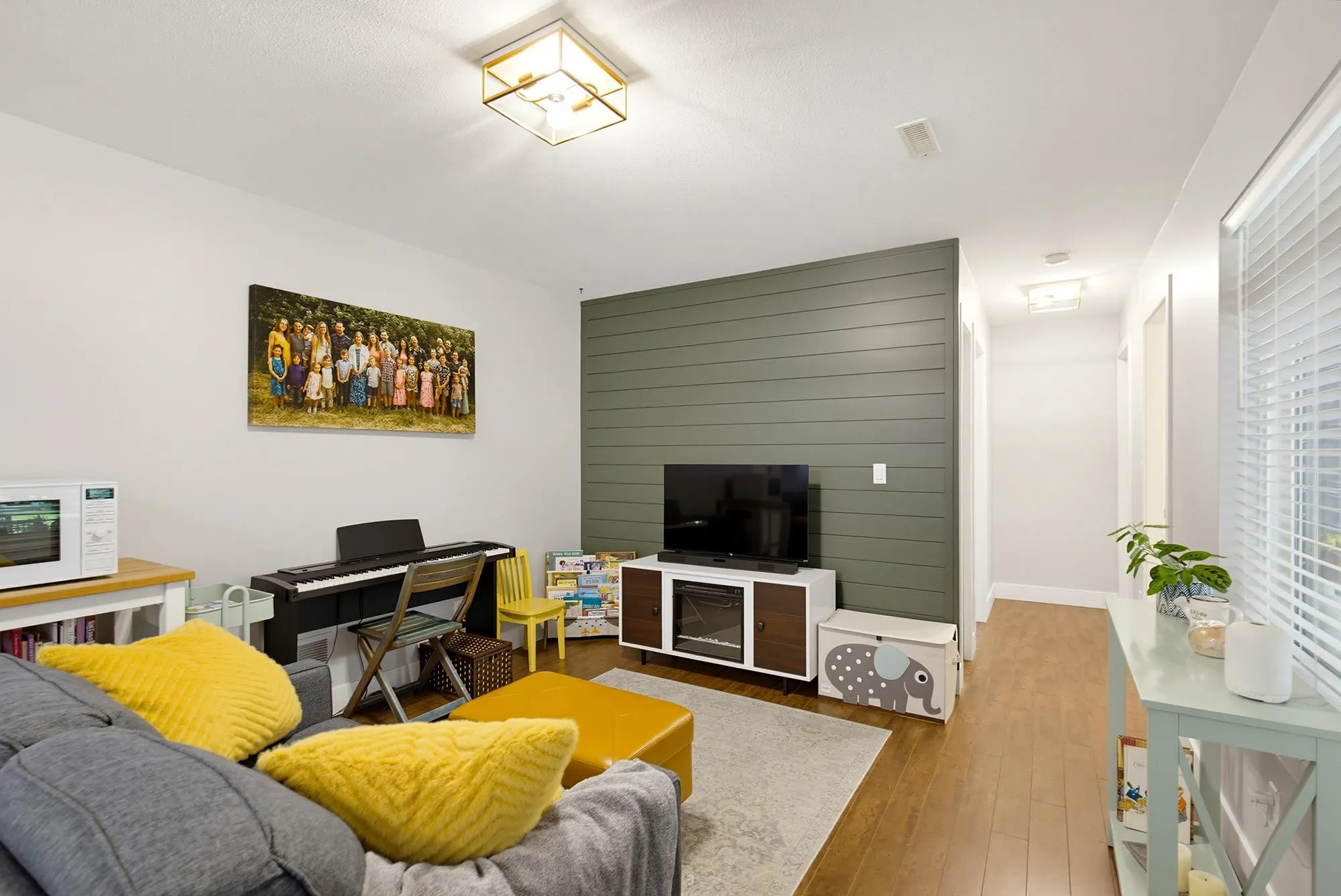 8708 Parker Court