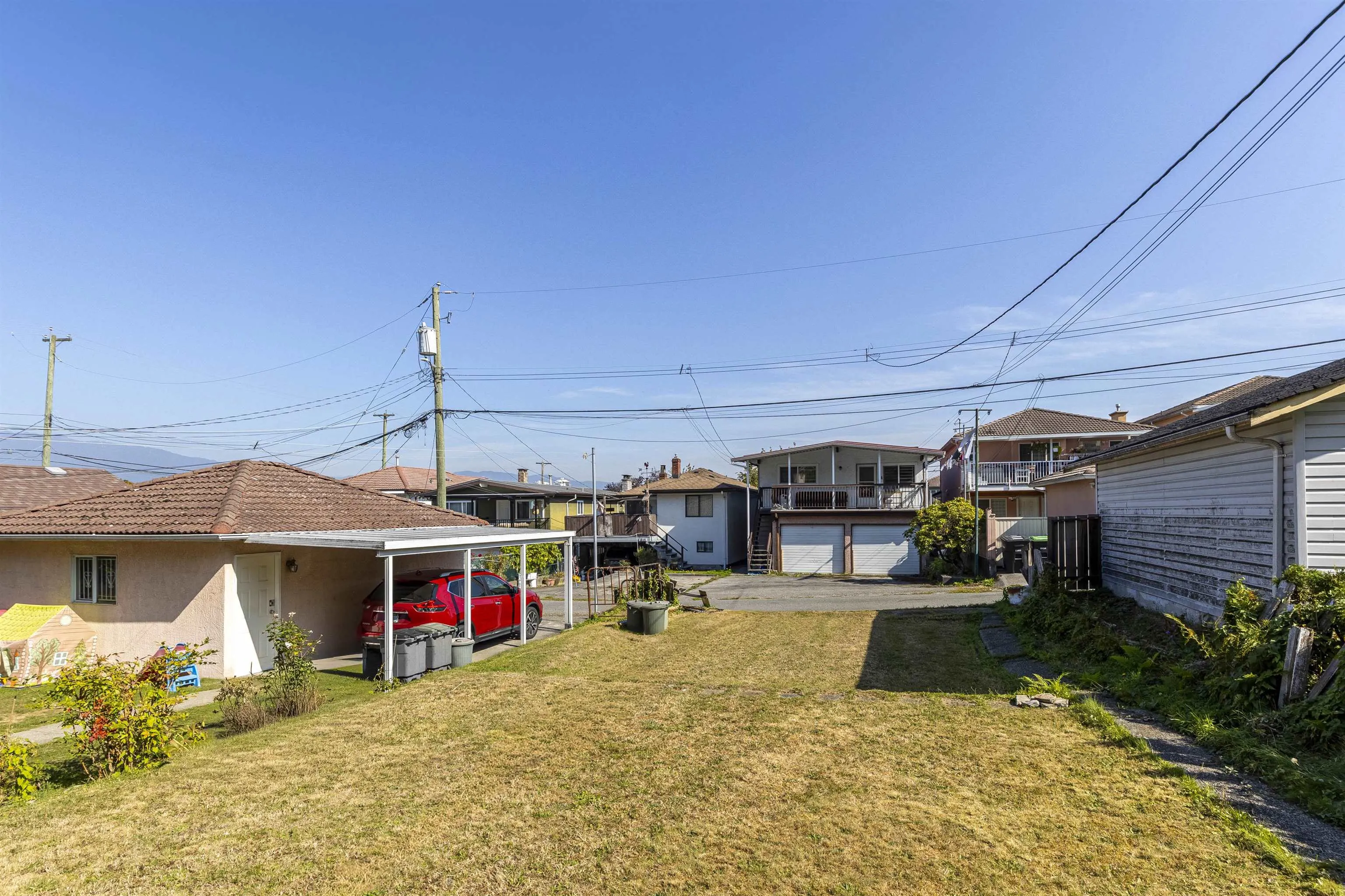 1060 Kelowna Street