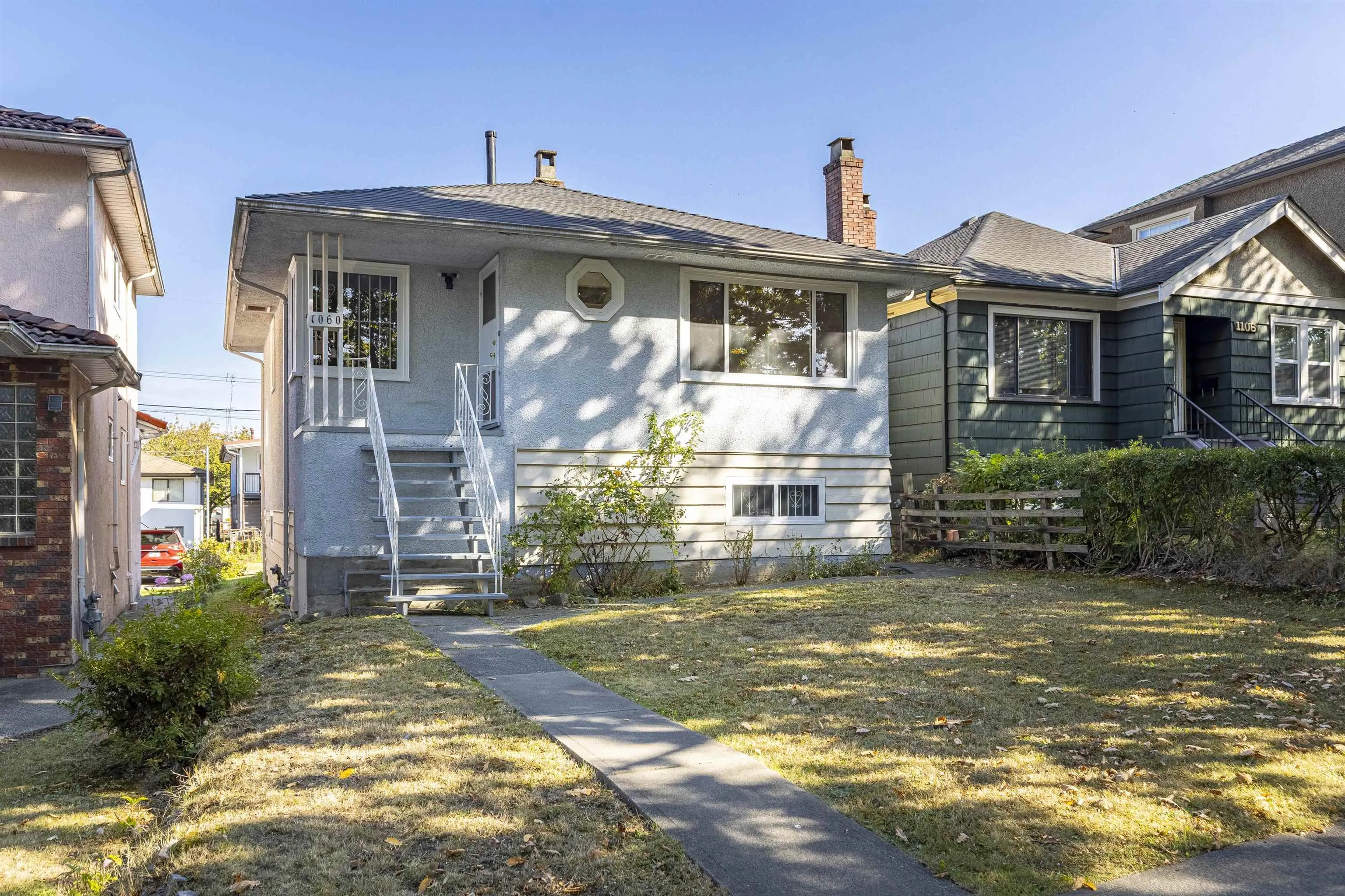 1060 Kelowna Street