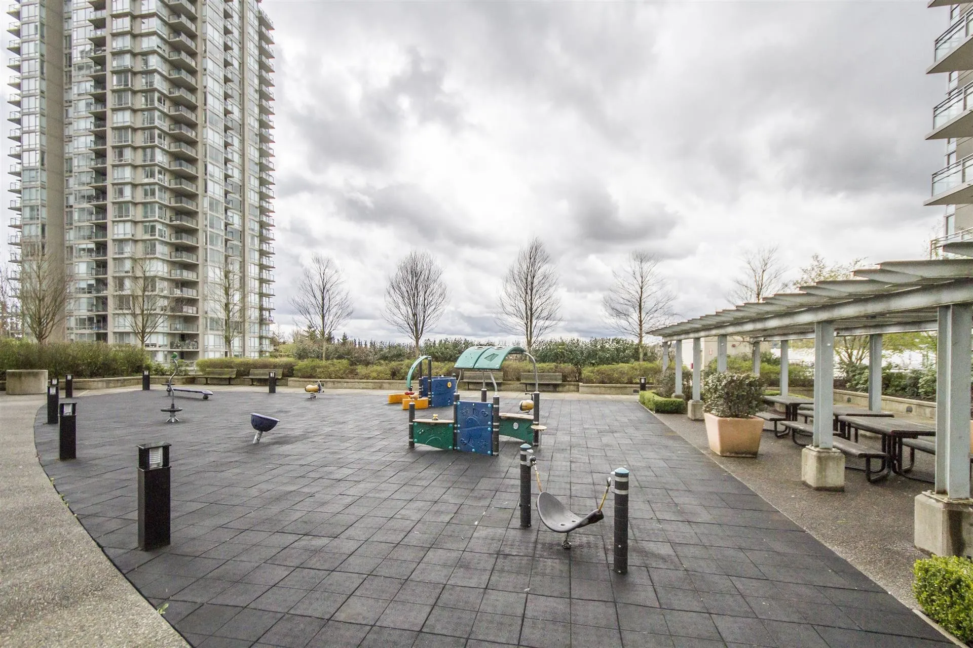 2975 Atlantic Avenue #2301