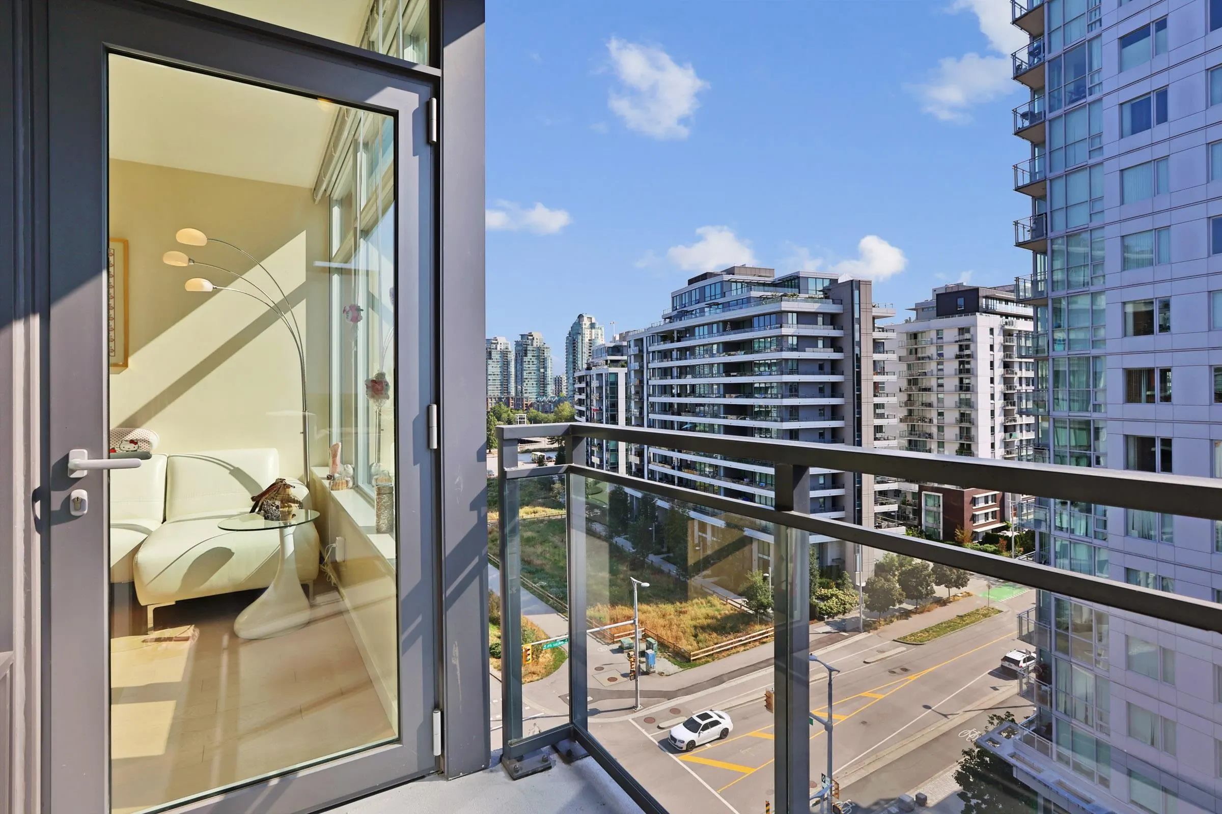 38 W 1st Avenue #1011