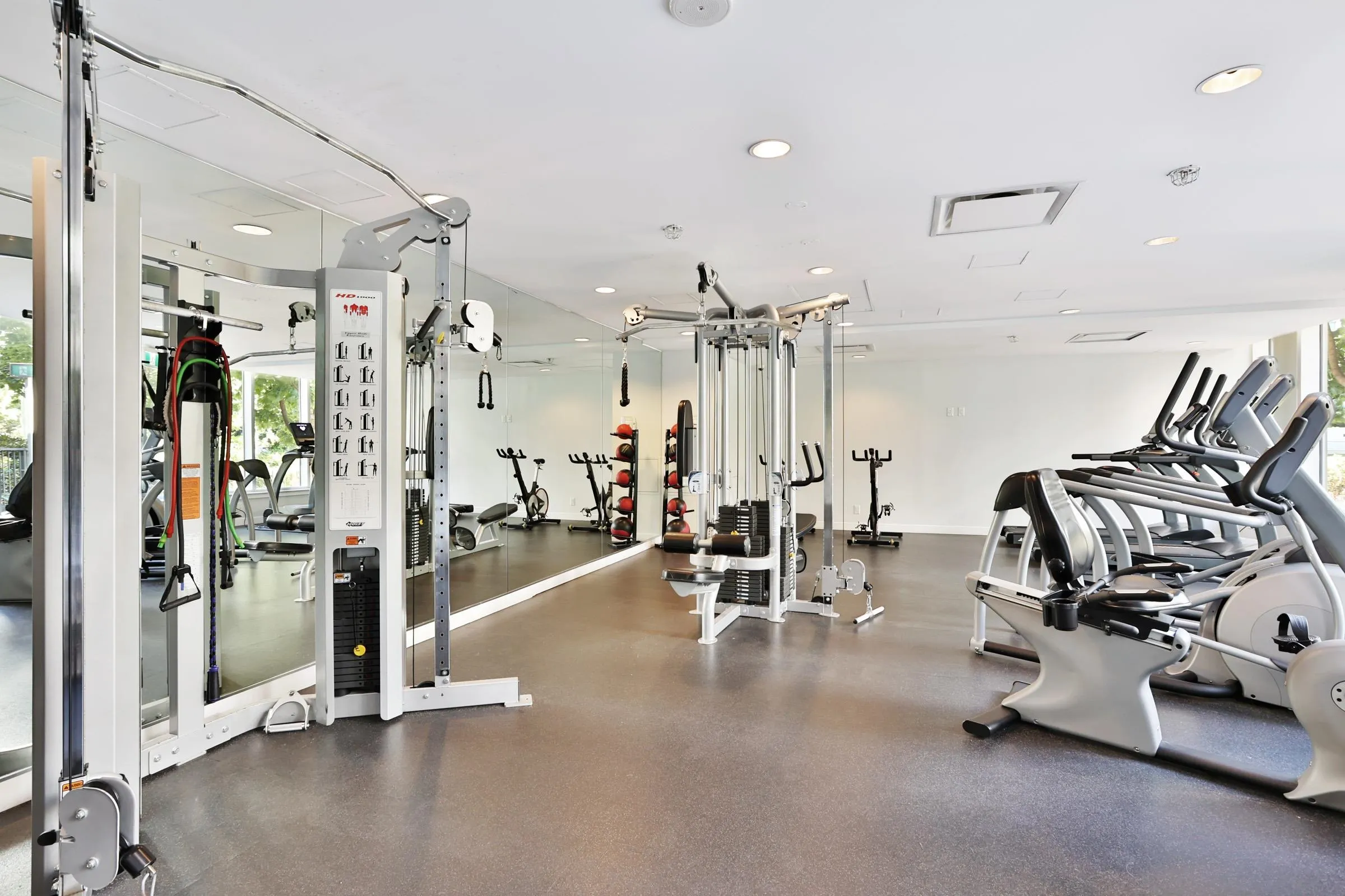 38 W 1st Avenue #1011
