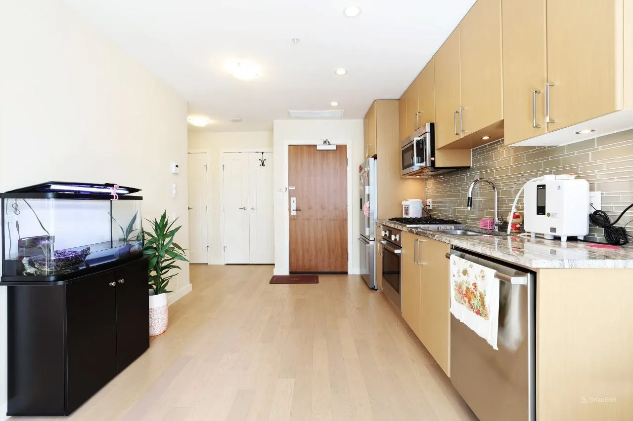 38 W 1st Avenue #1011