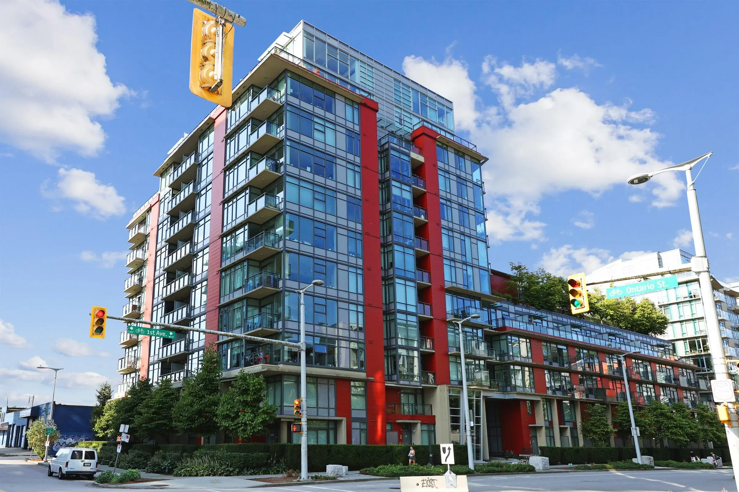 38 W 1st Avenue #1011