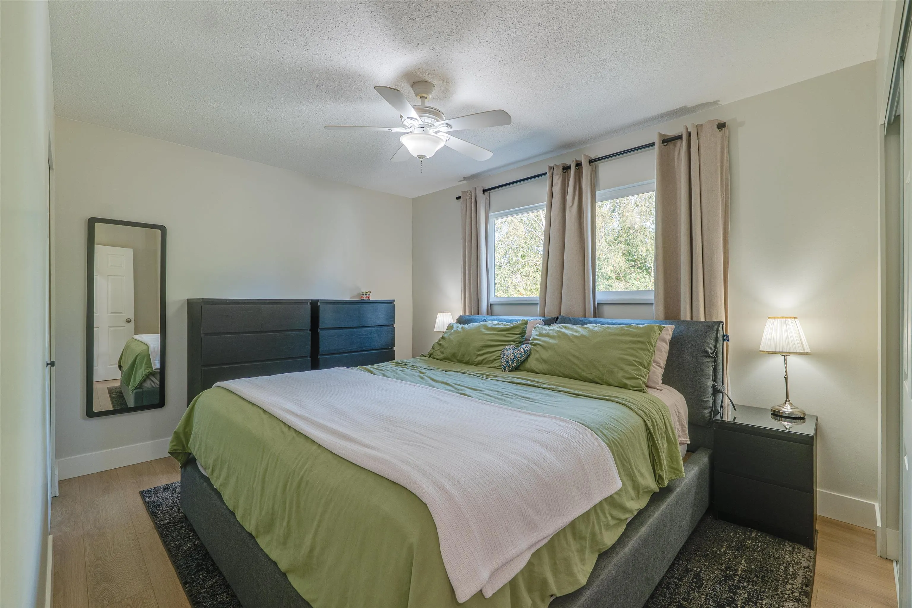 7820 Falcon Crescent