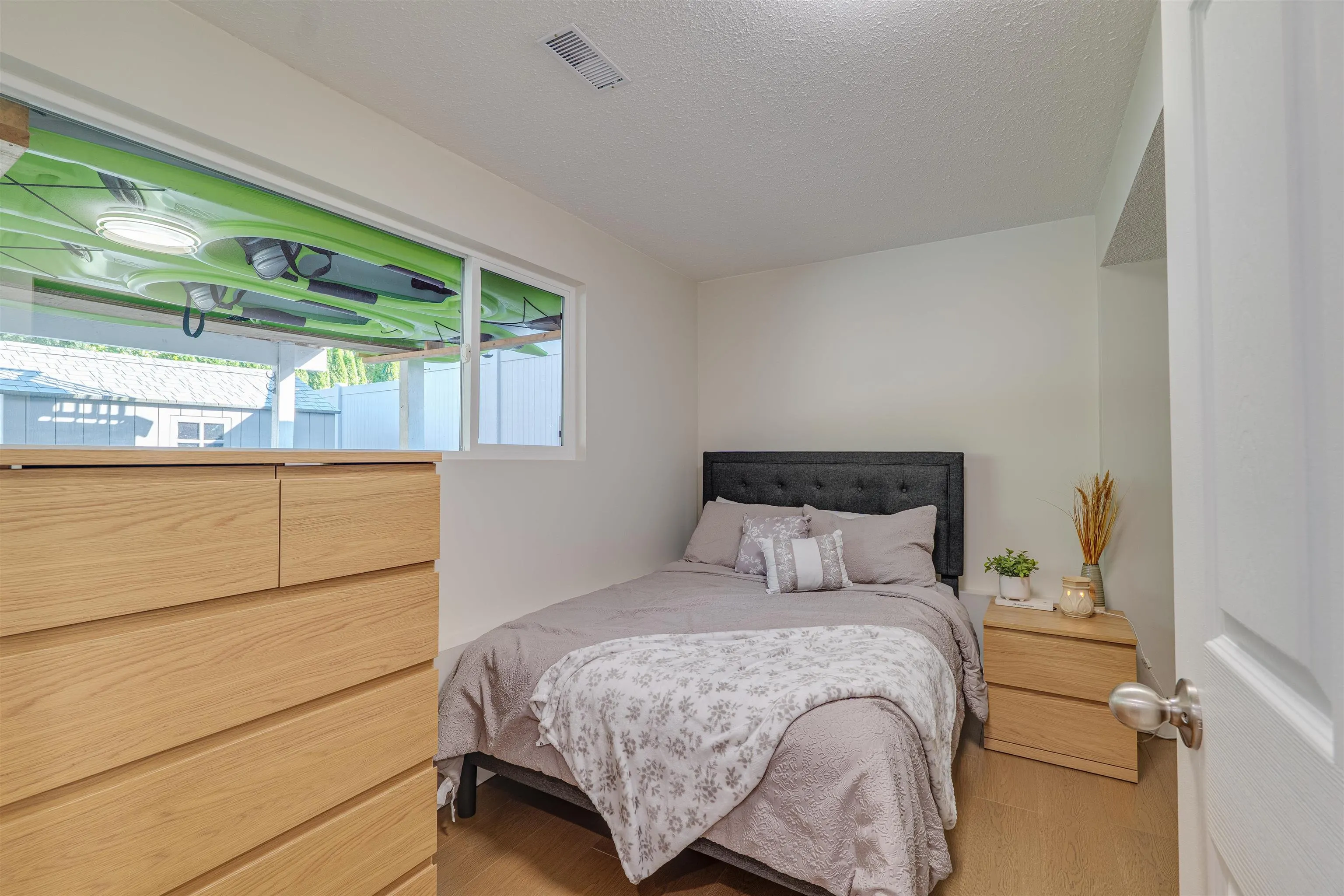 7820 Falcon Crescent