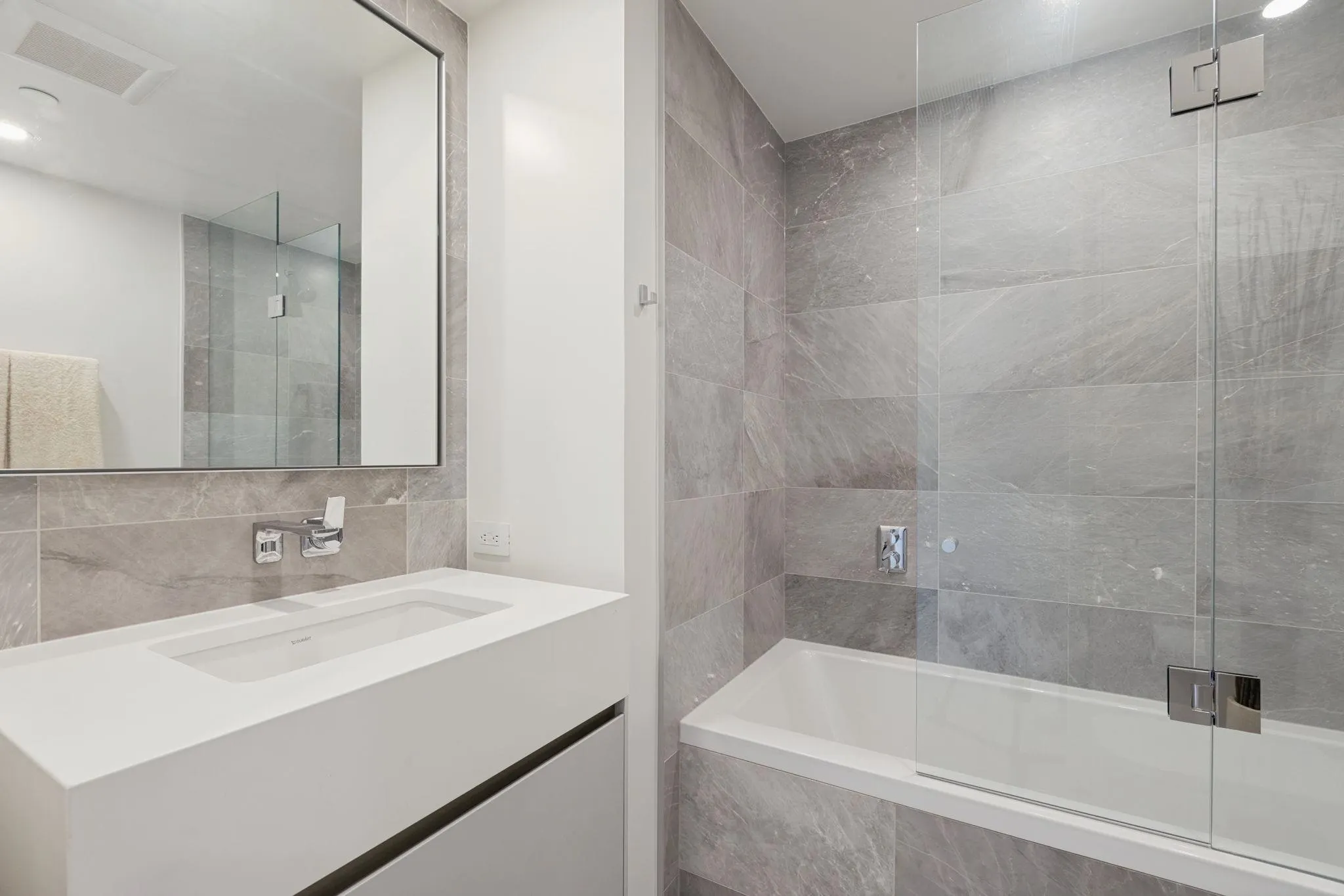889 Pacific Street #1207