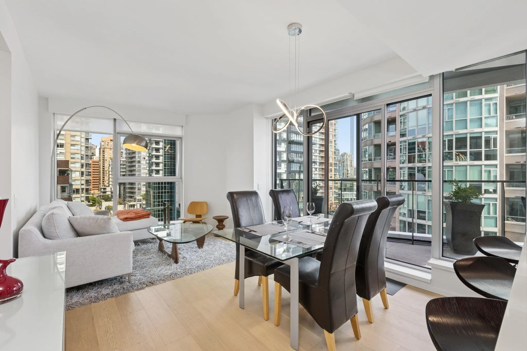 889 Pacific Street #1207