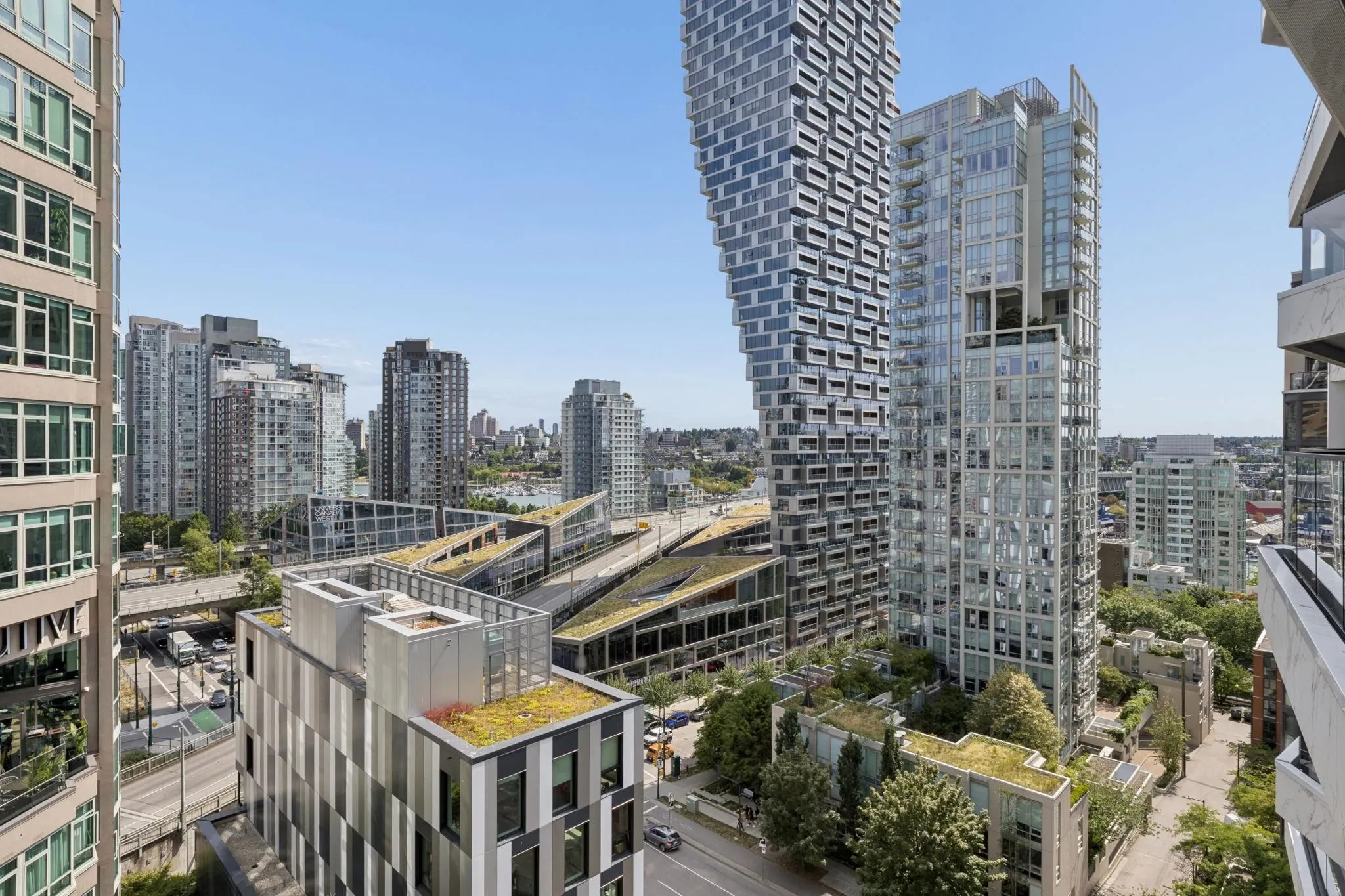 889 Pacific Street #1207