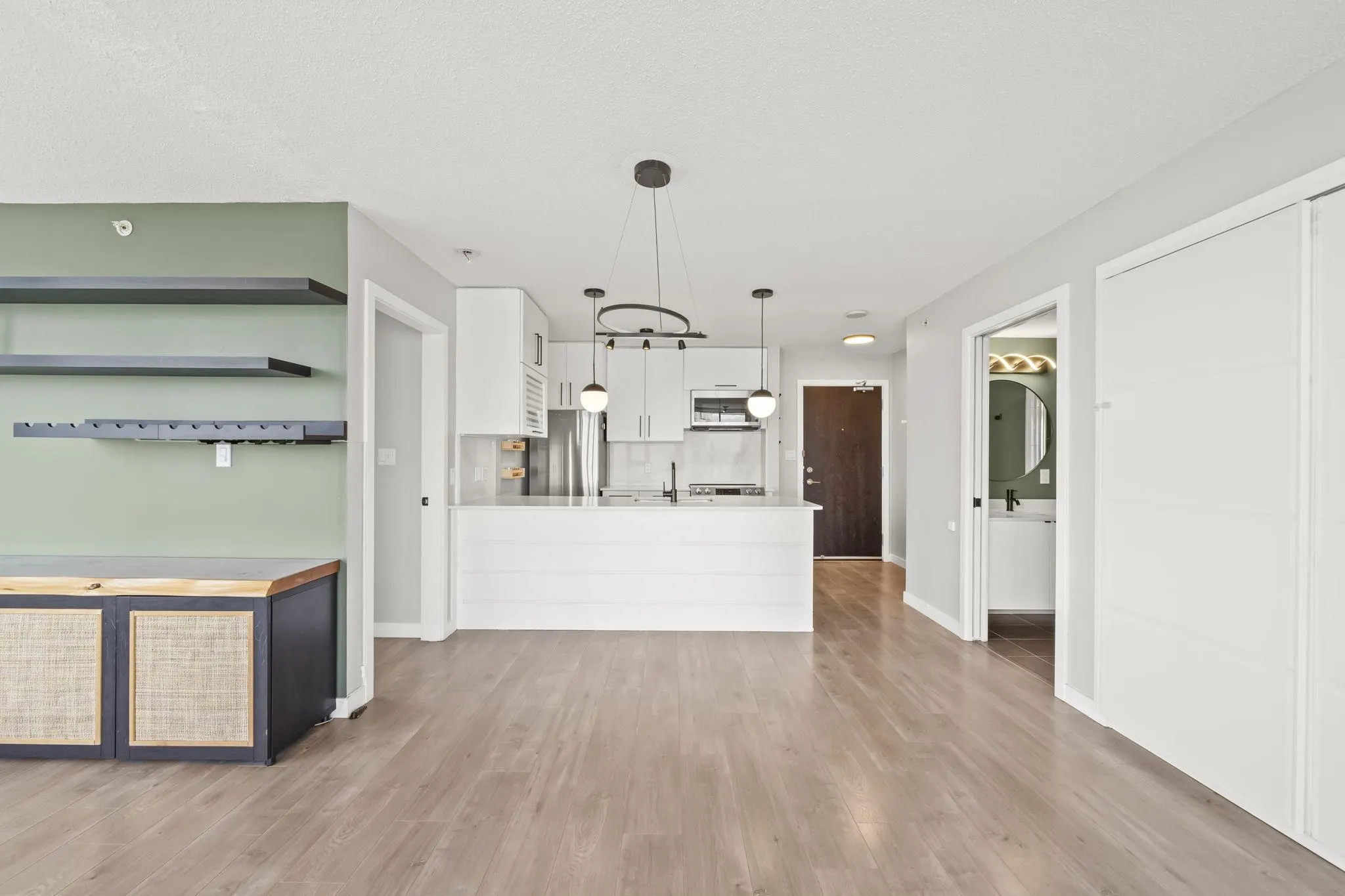 689 Abbott Street #2202
