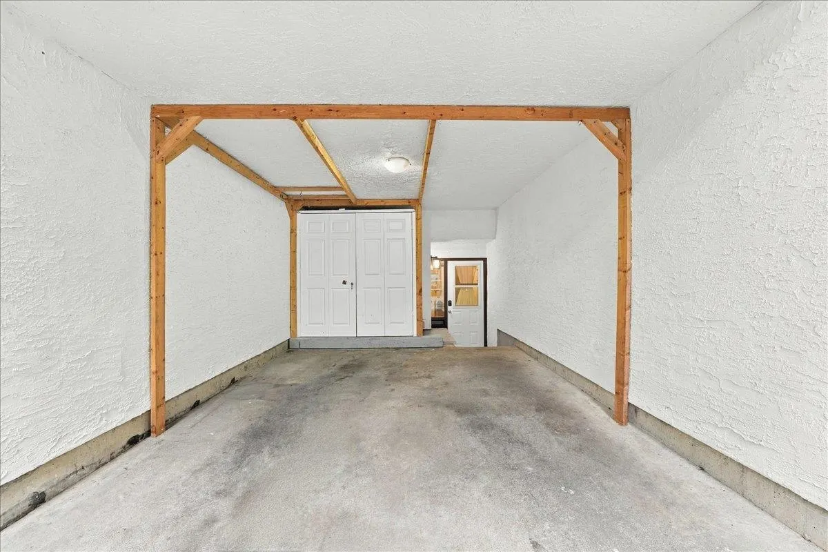 1240 Falcon Drive #5