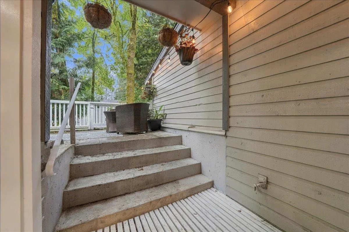 1240 Falcon Drive #5