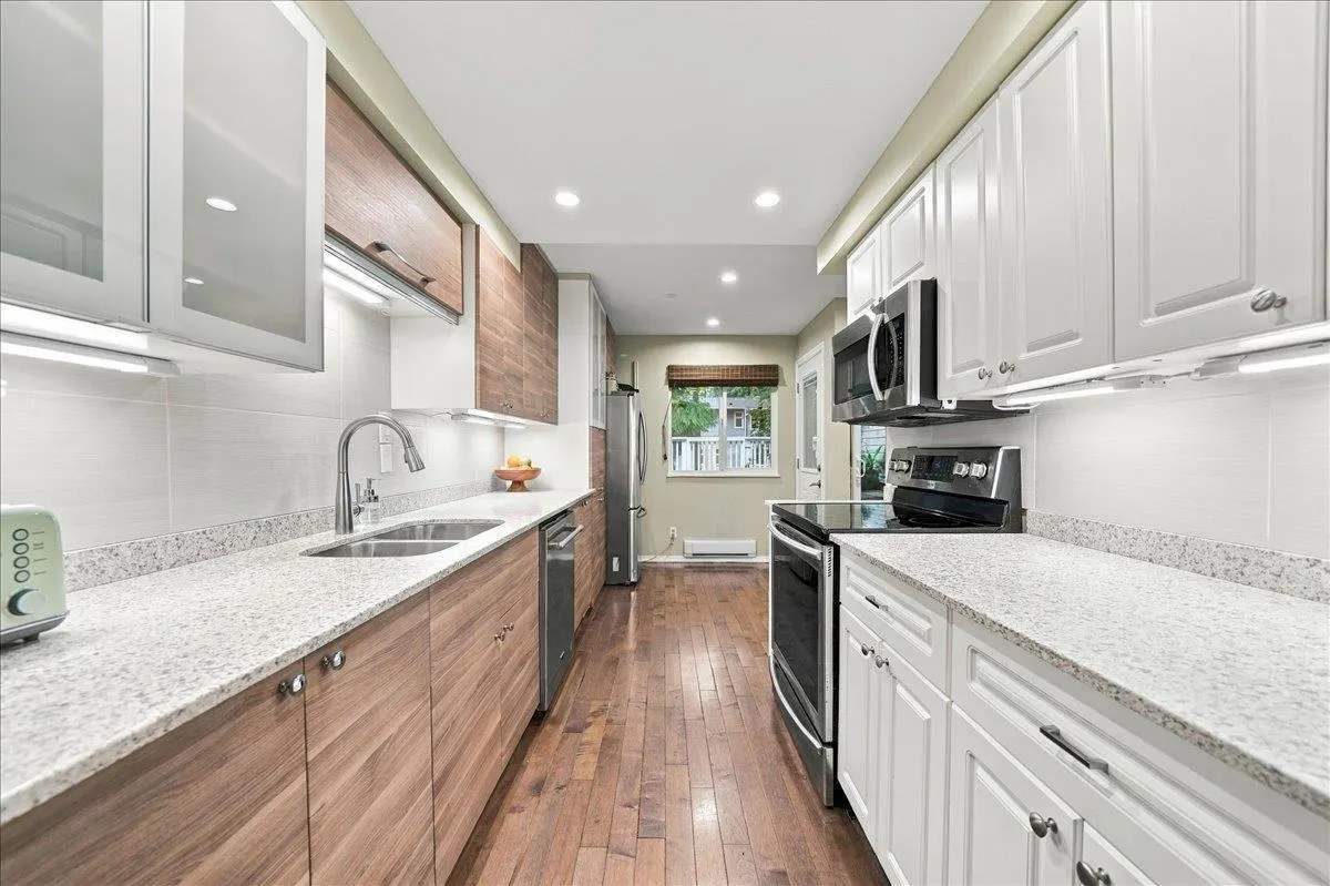 1240 Falcon Drive #5