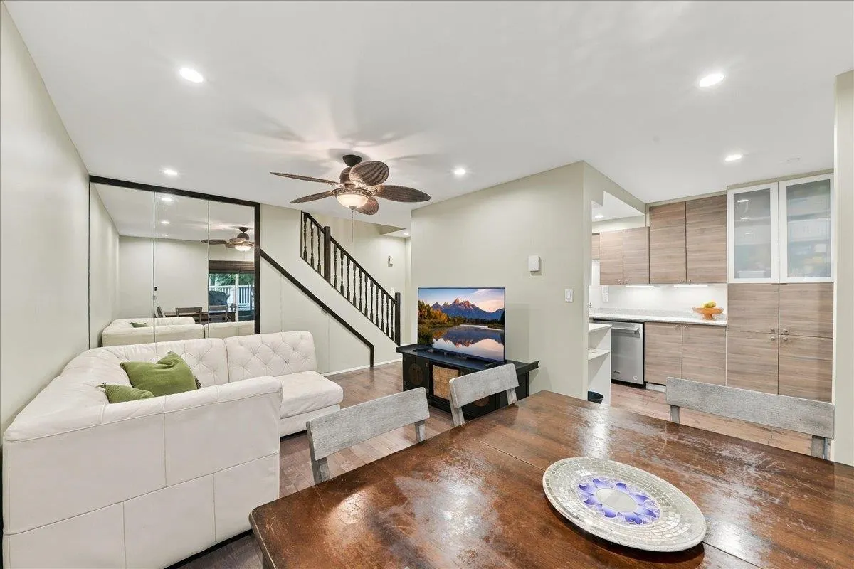 1240 Falcon Drive #5