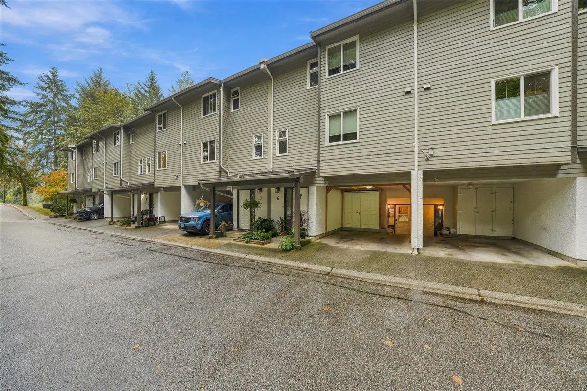 1240 Falcon Drive #5