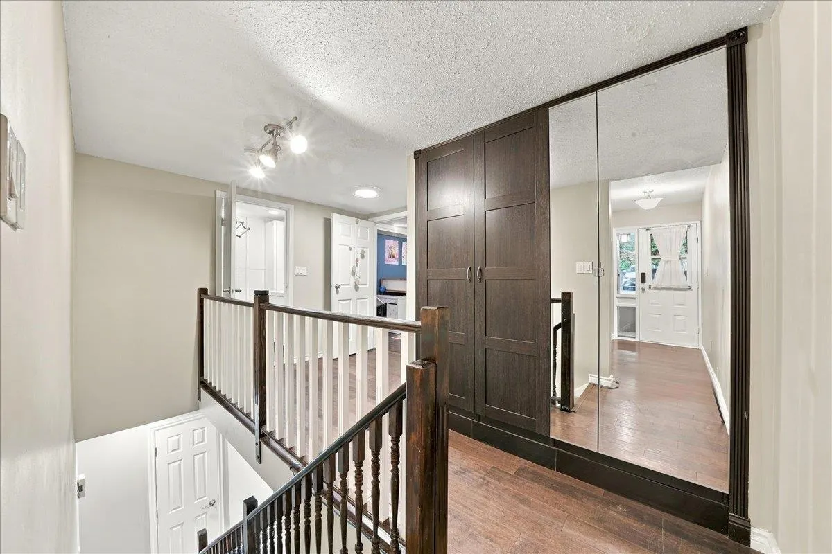 1240 Falcon Drive #5