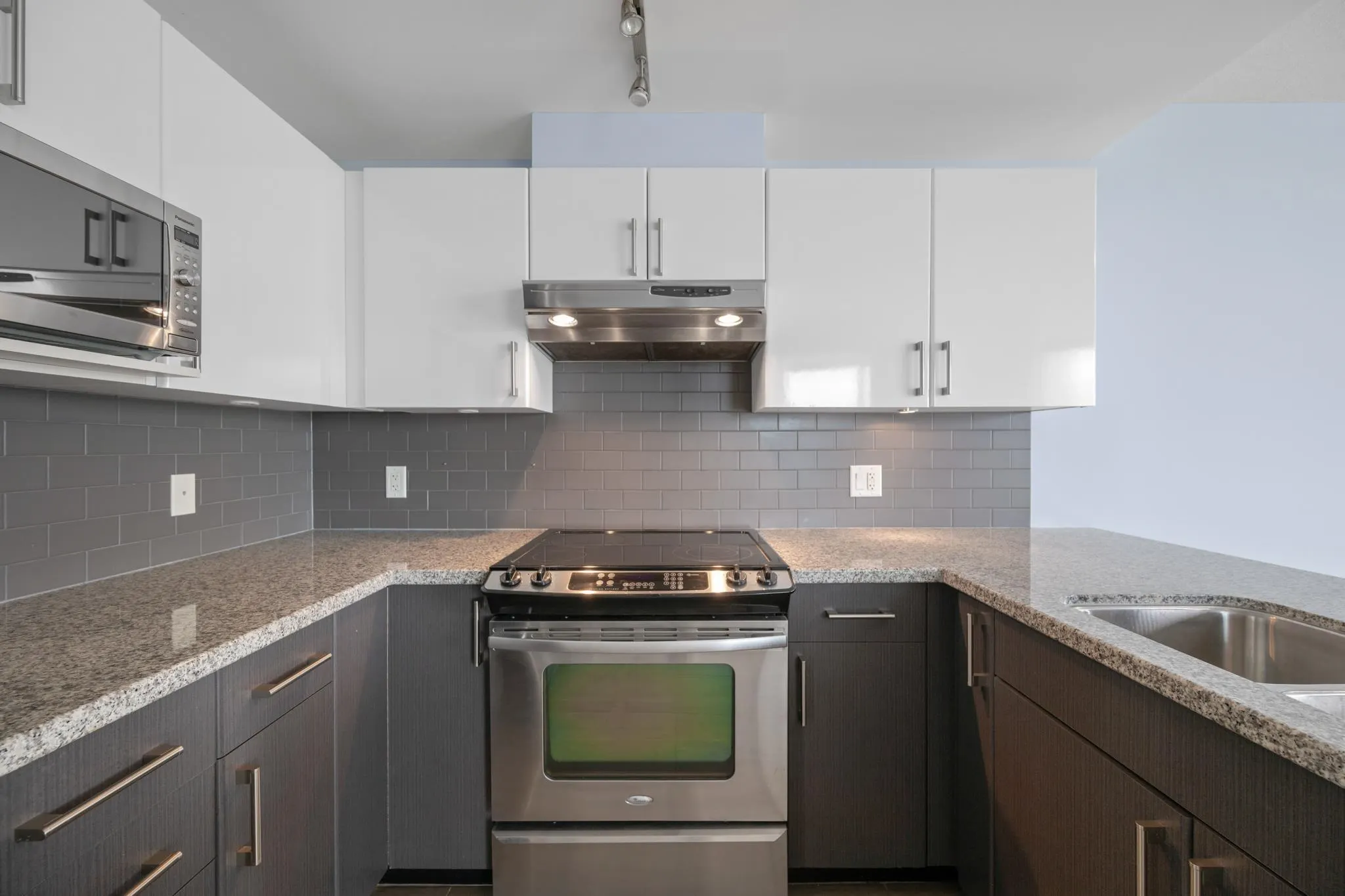 14 Begbie Street #1809