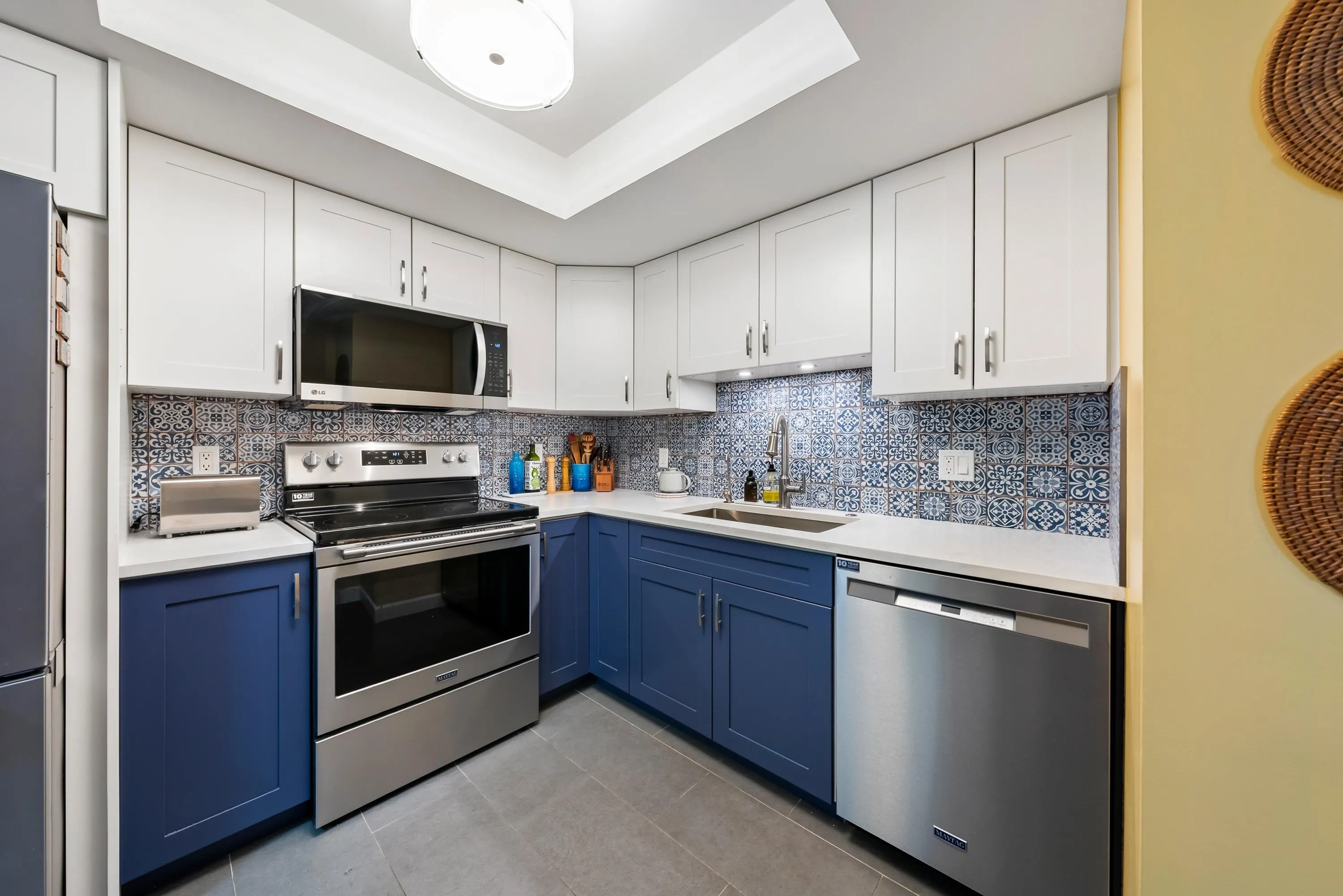 71 Jamieson Court #506
