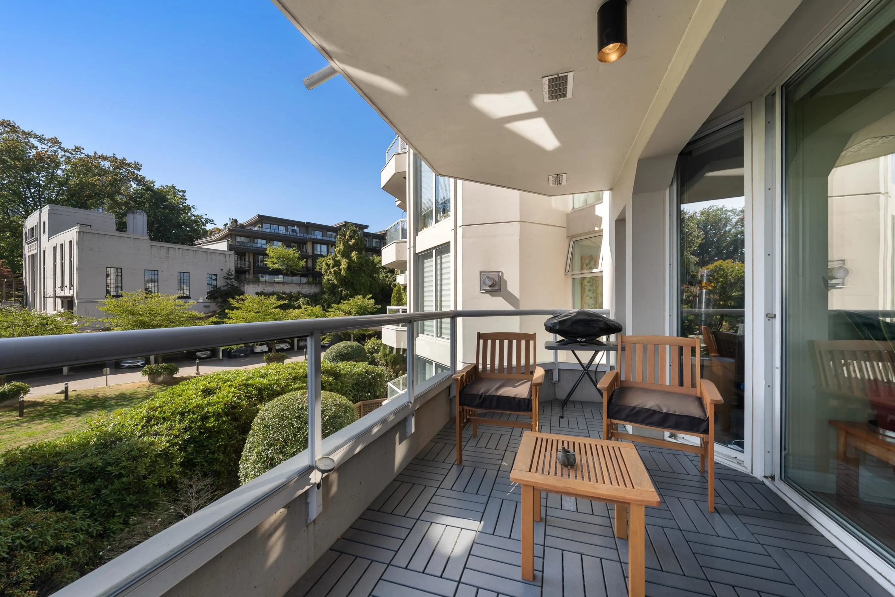 71 Jamieson Court #506