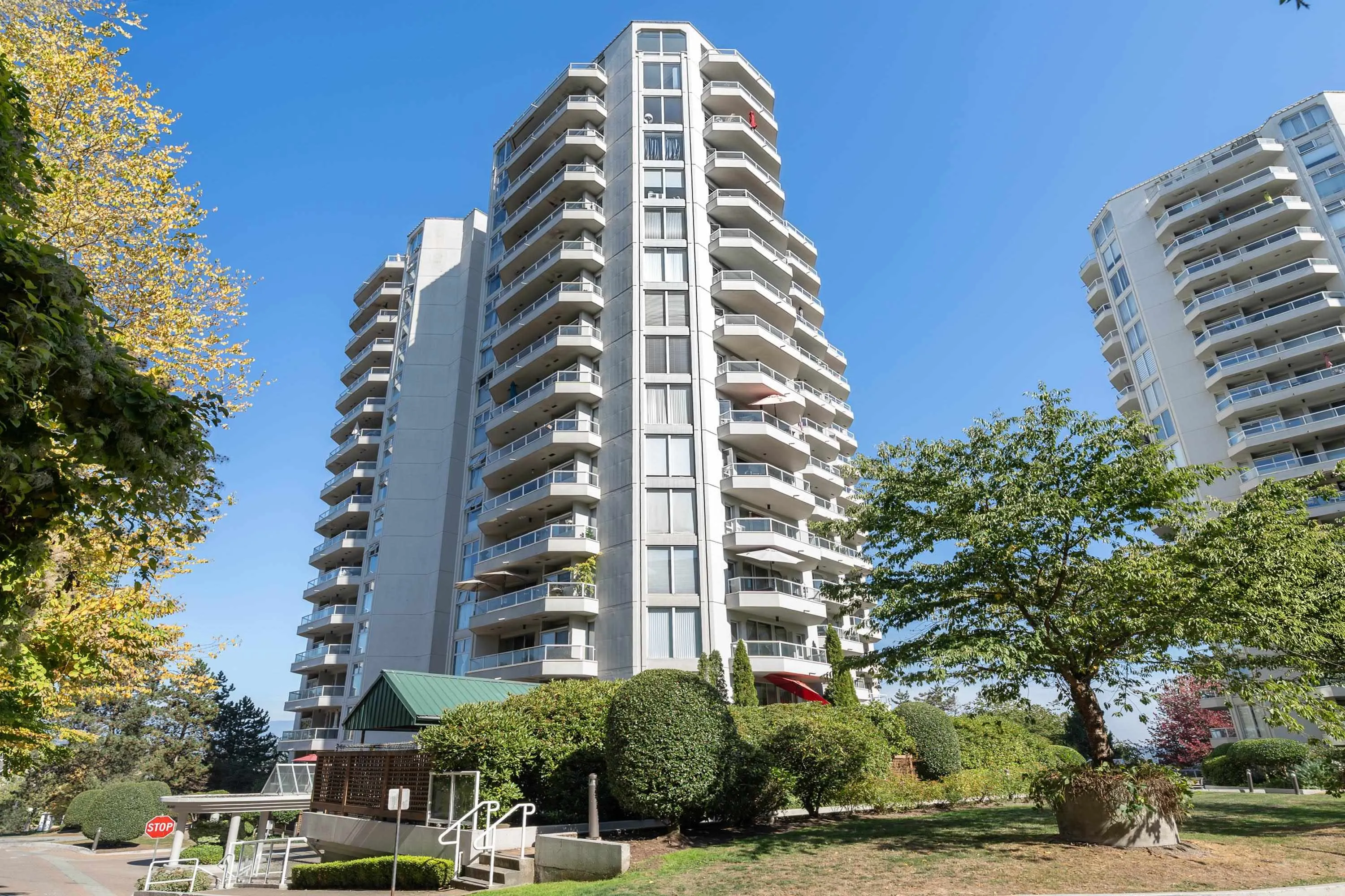 71 Jamieson Court #506