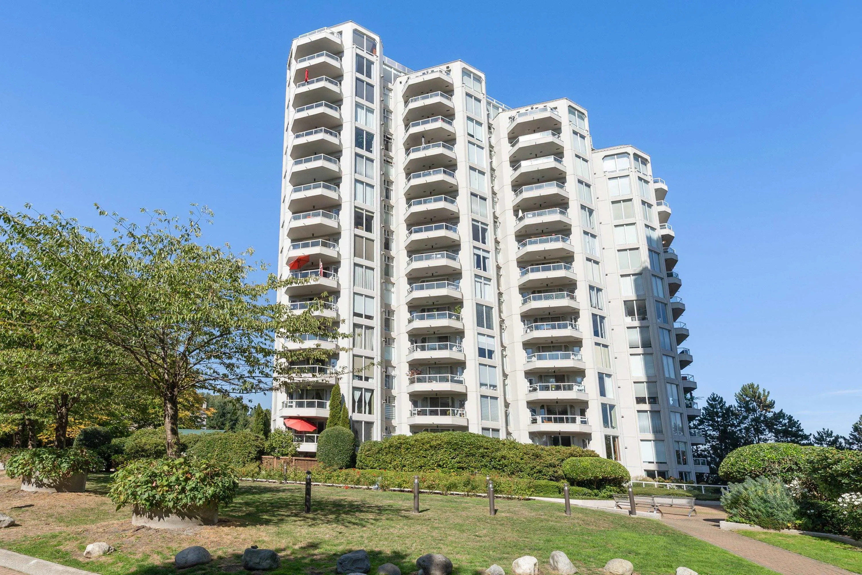 71 Jamieson Court #506