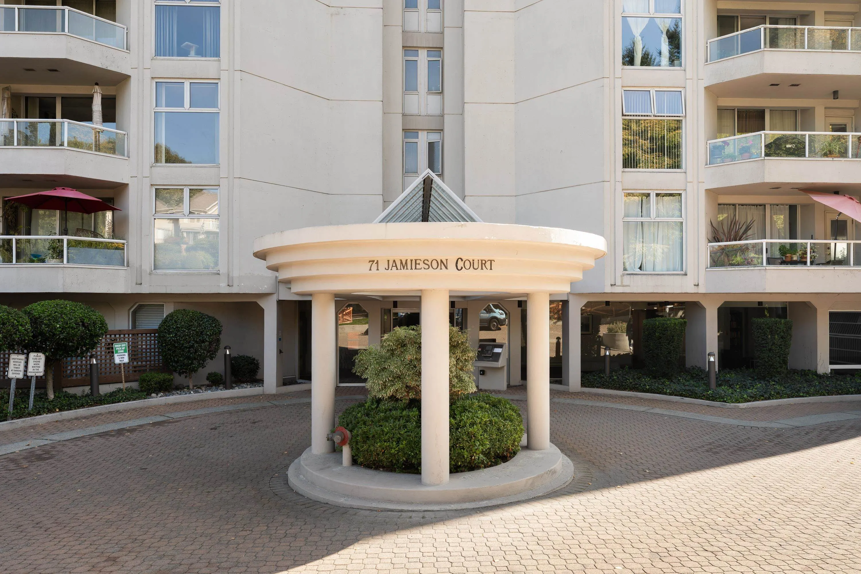 71 Jamieson Court #506