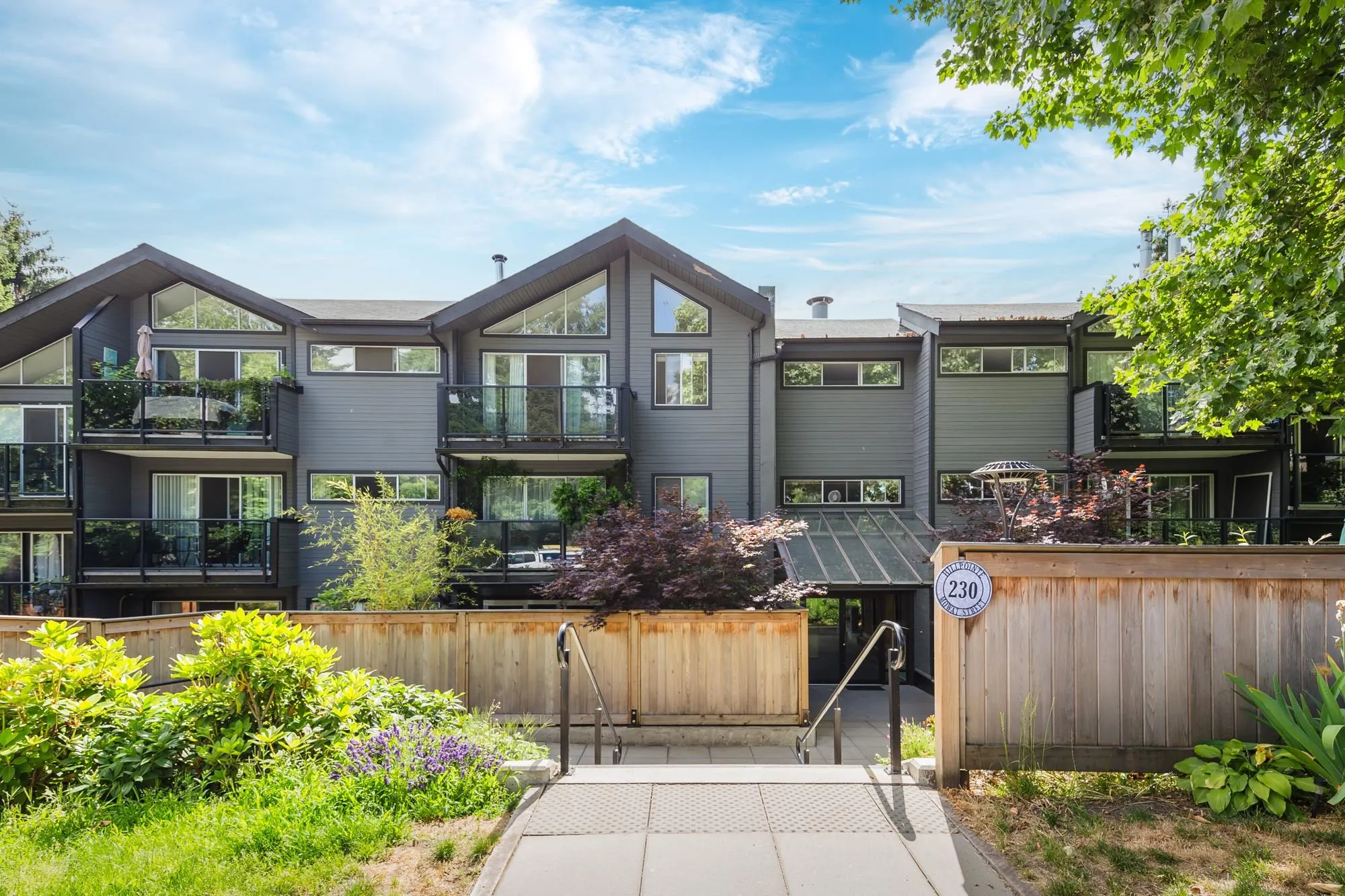 230 Mowat Street #108