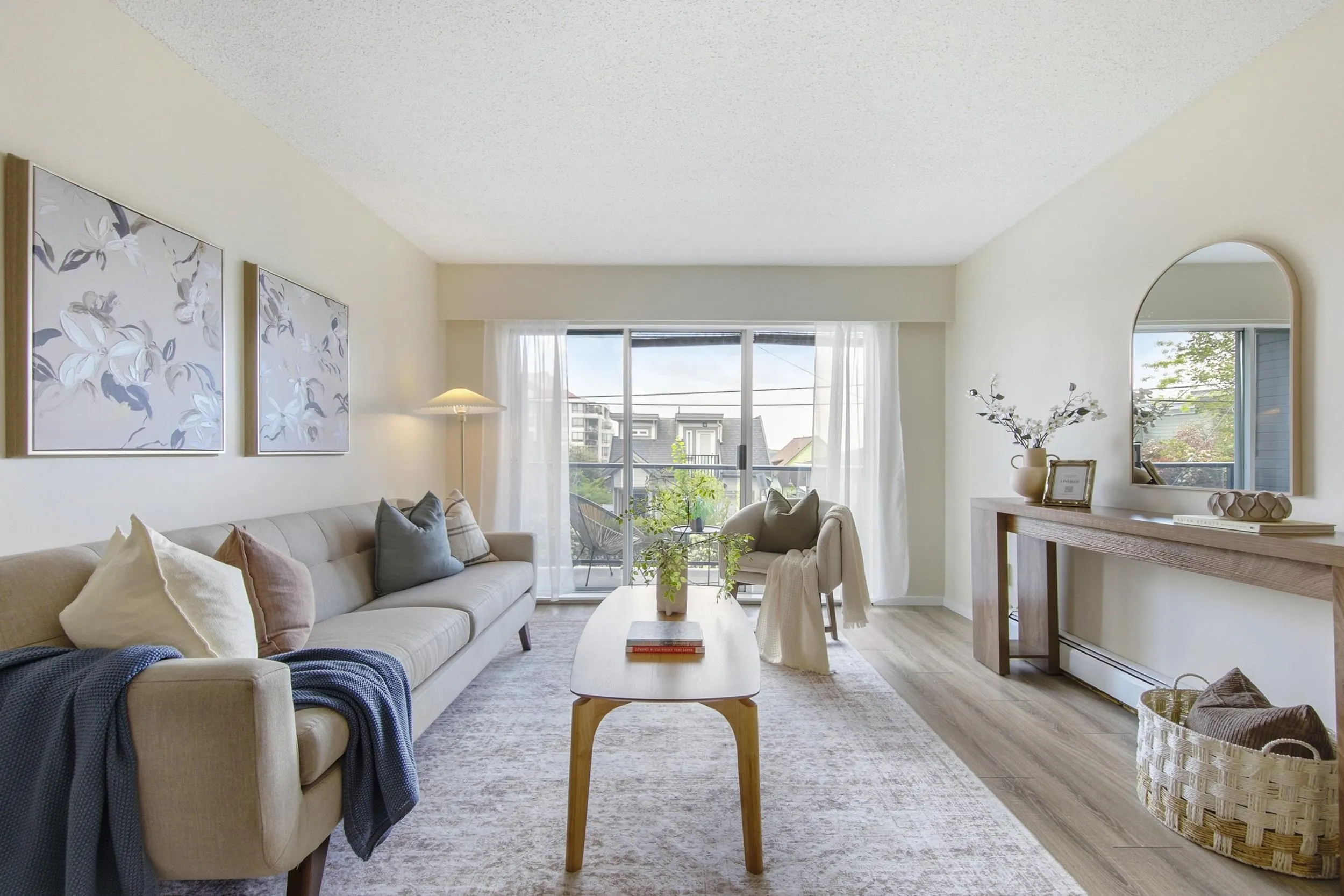 230 Mowat Street #108