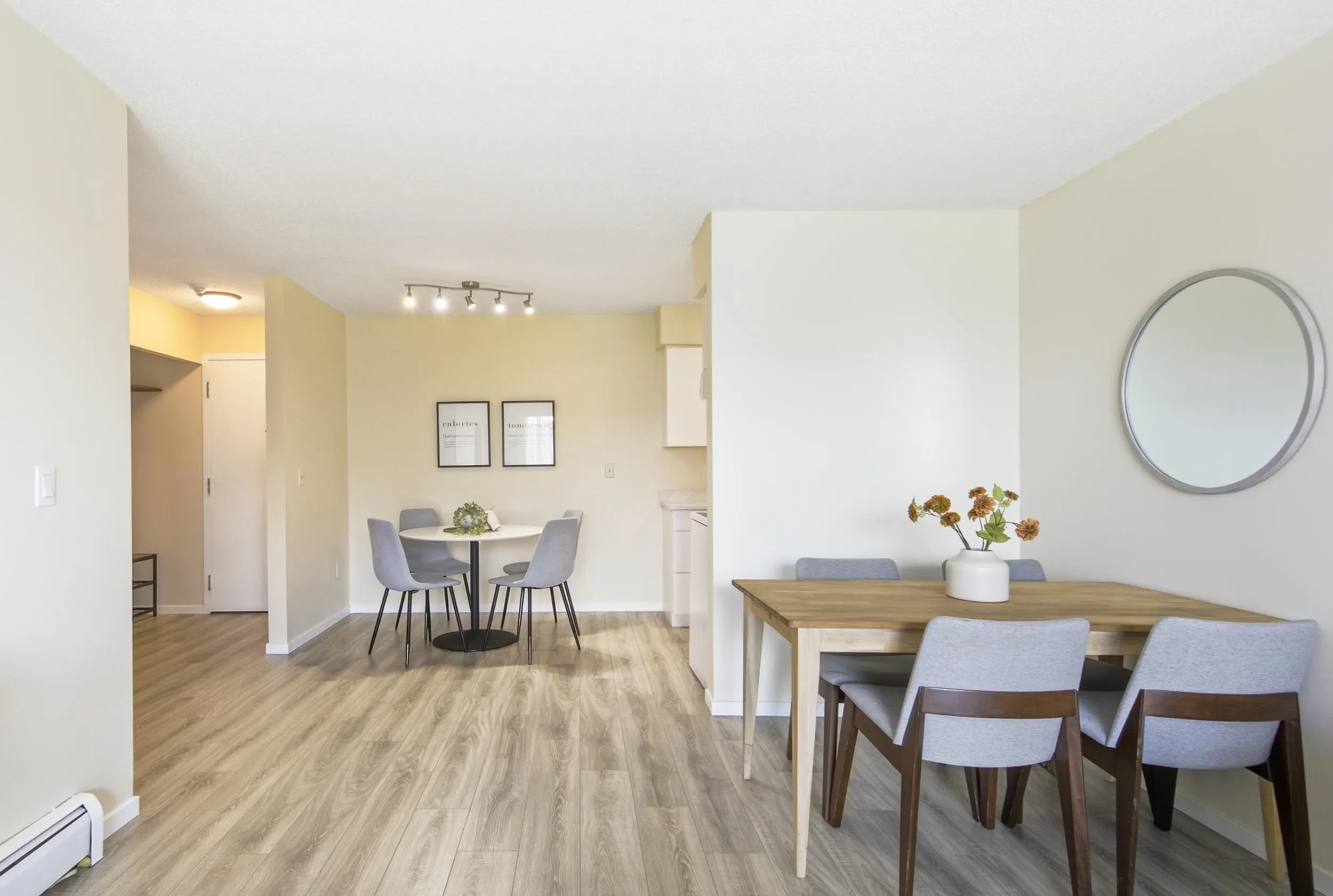 230 Mowat Street #108