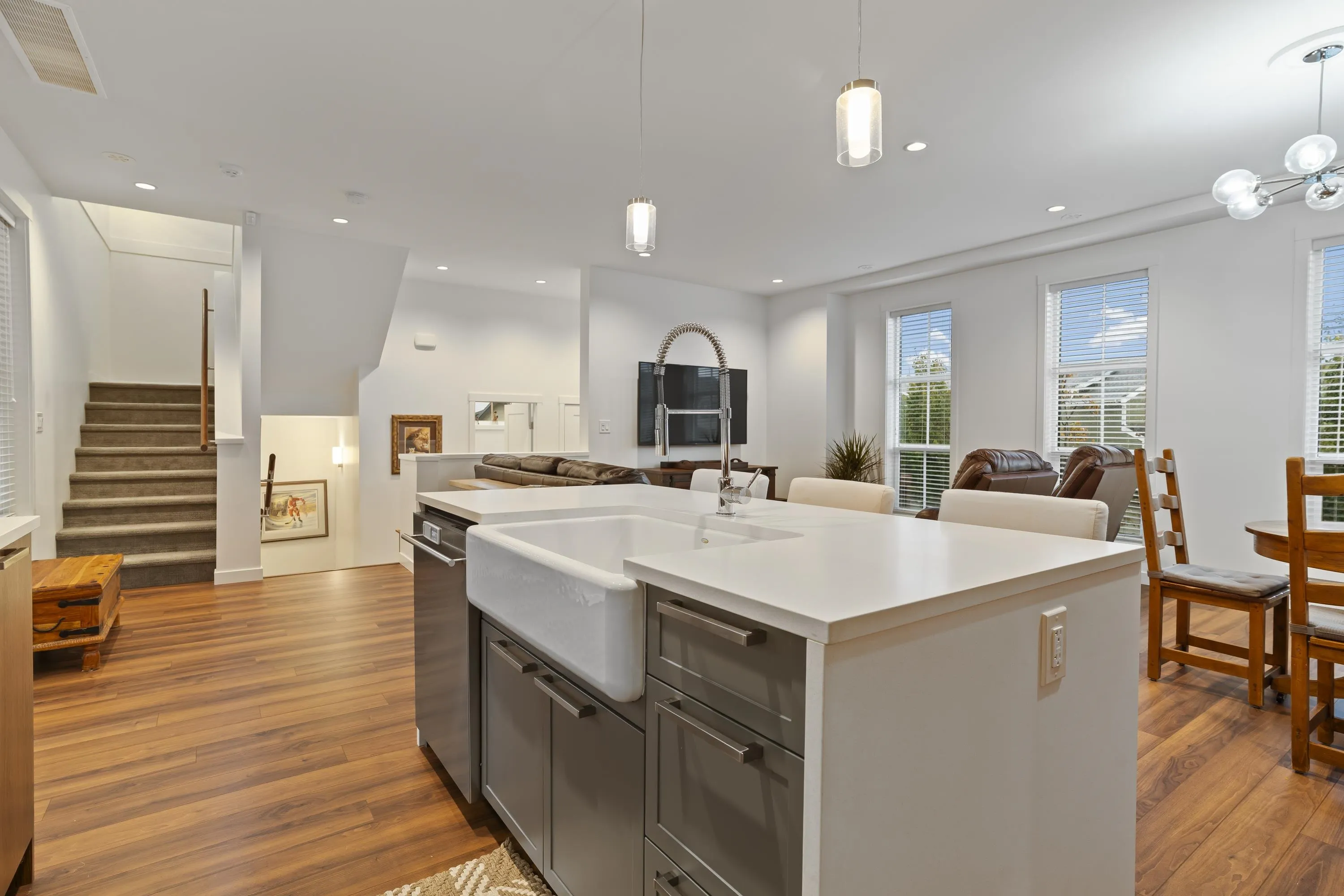 6429 Market Avenue #26