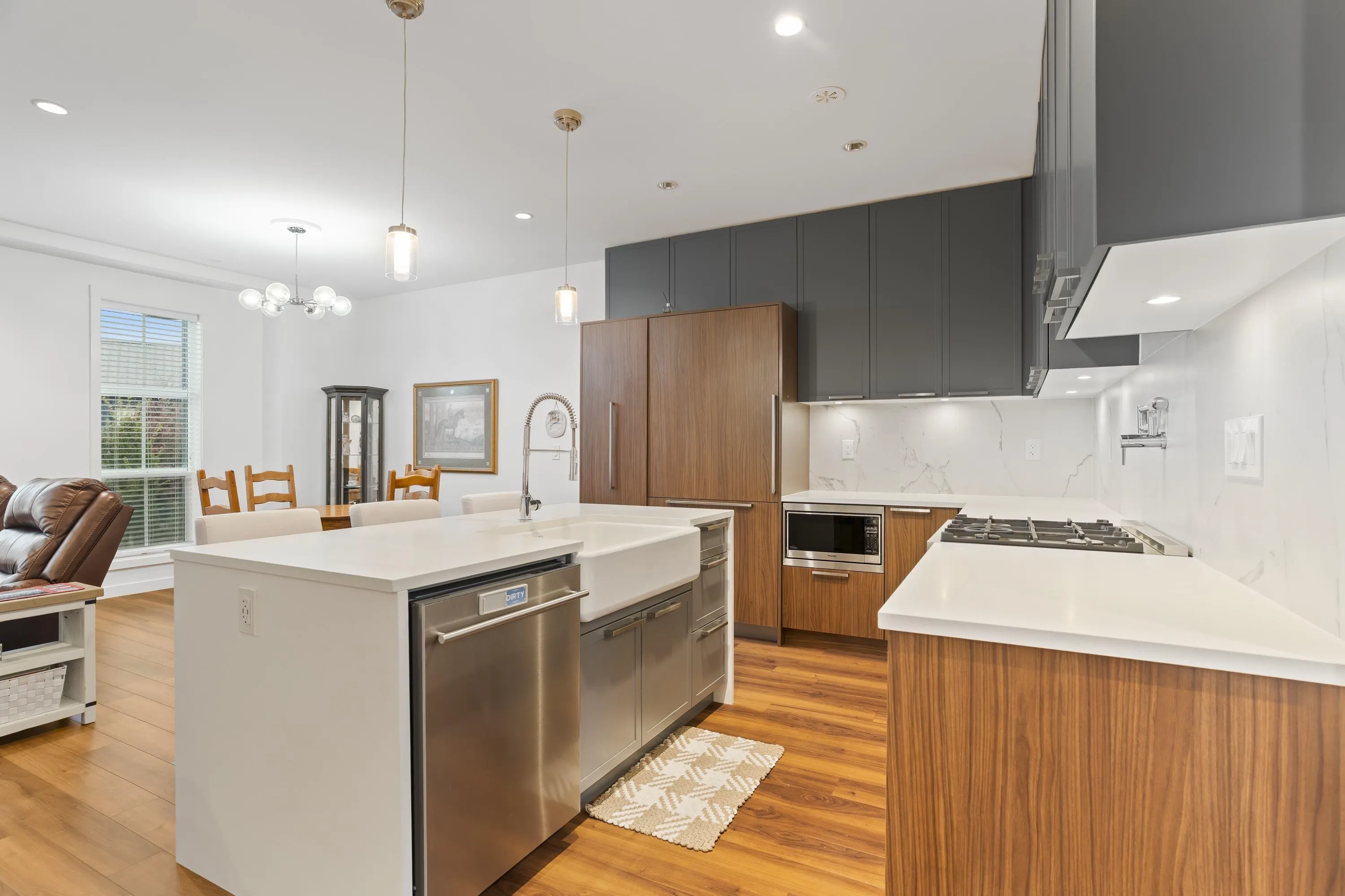 6429 Market Avenue #26