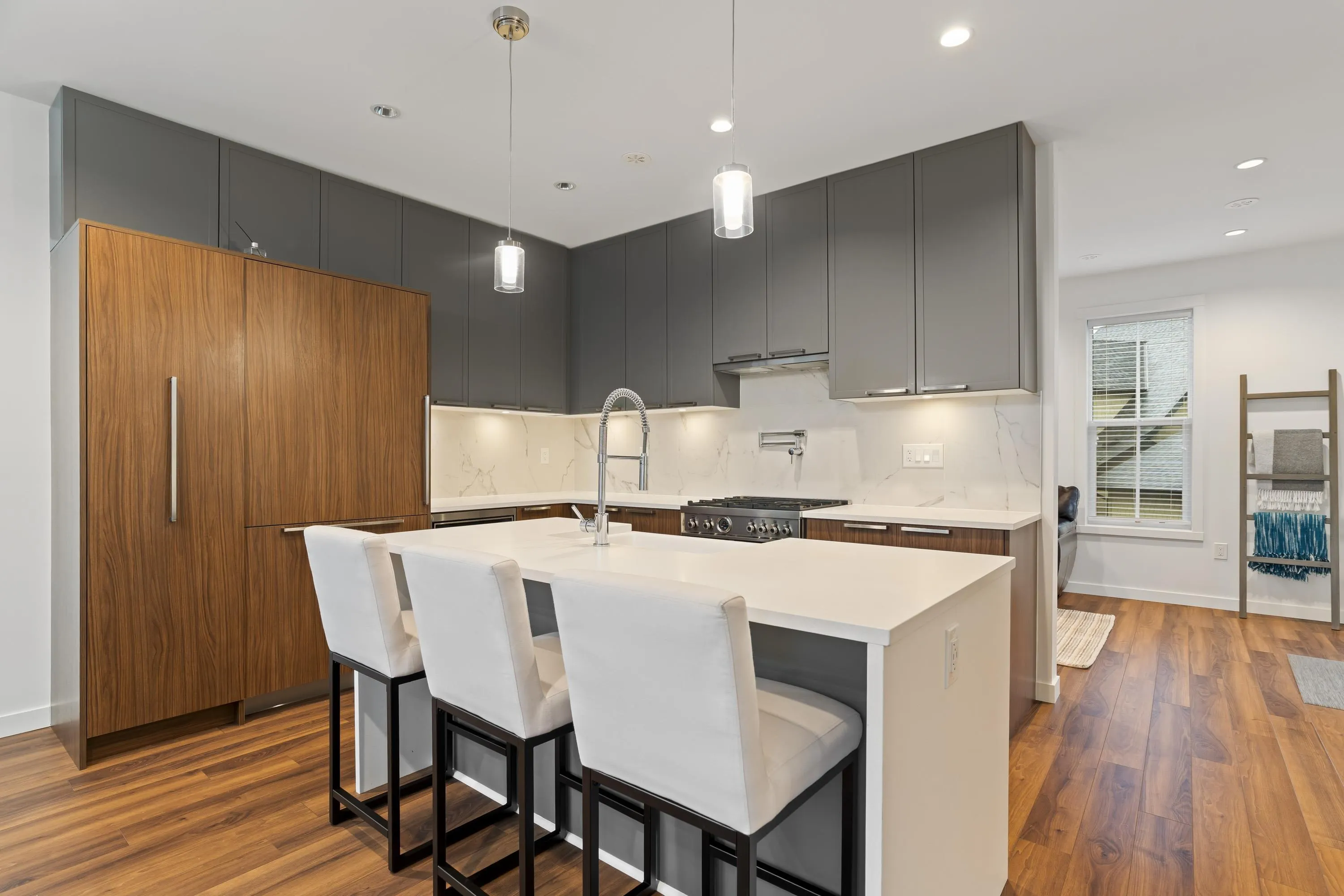 6429 Market Avenue #26
