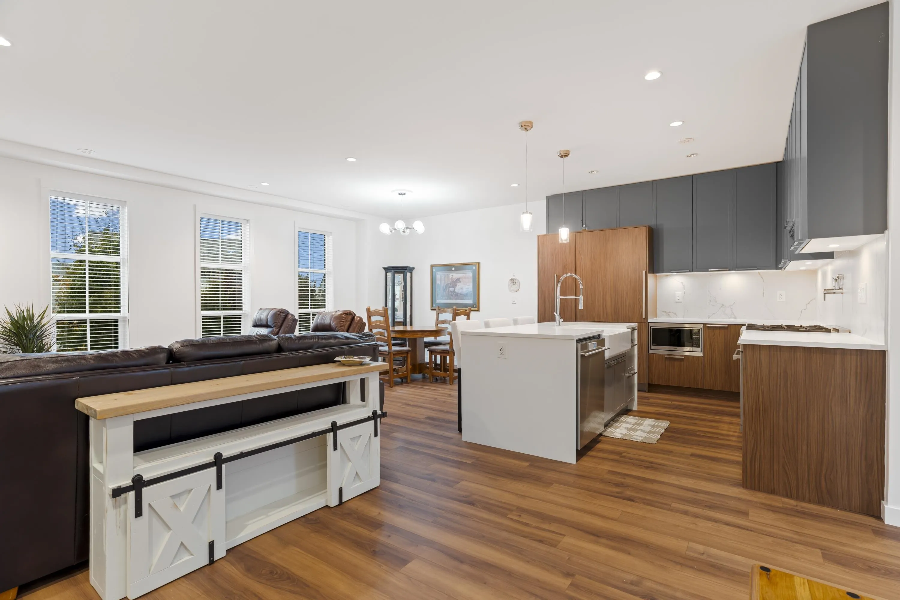 6429 Market Avenue #26