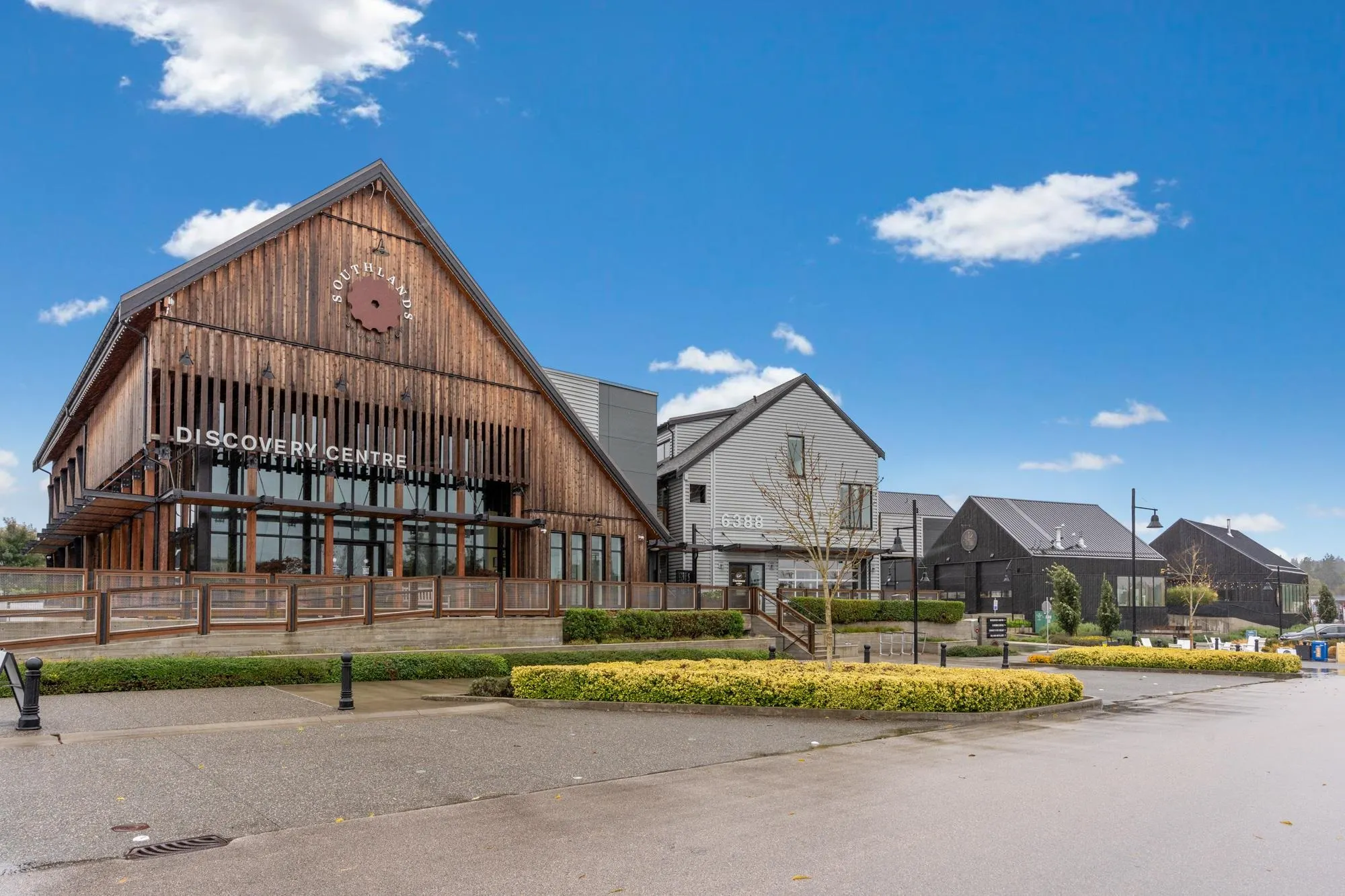 6429 Market Avenue #26